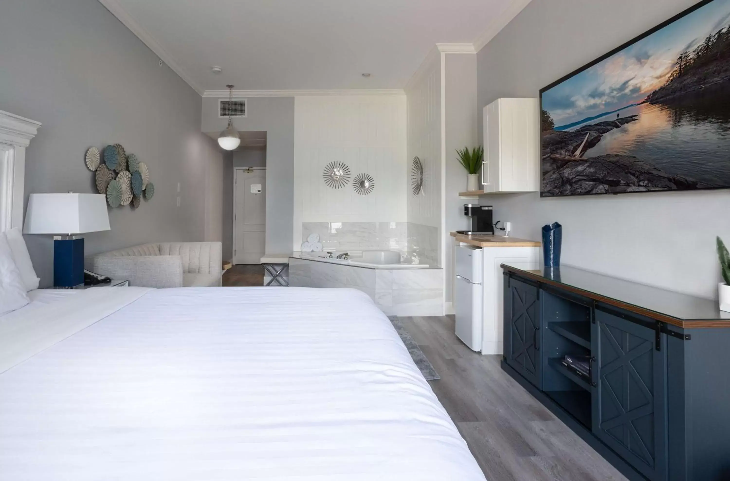 Bedroom in Prestige Harbourfront Resort, WorldHotels Luxury