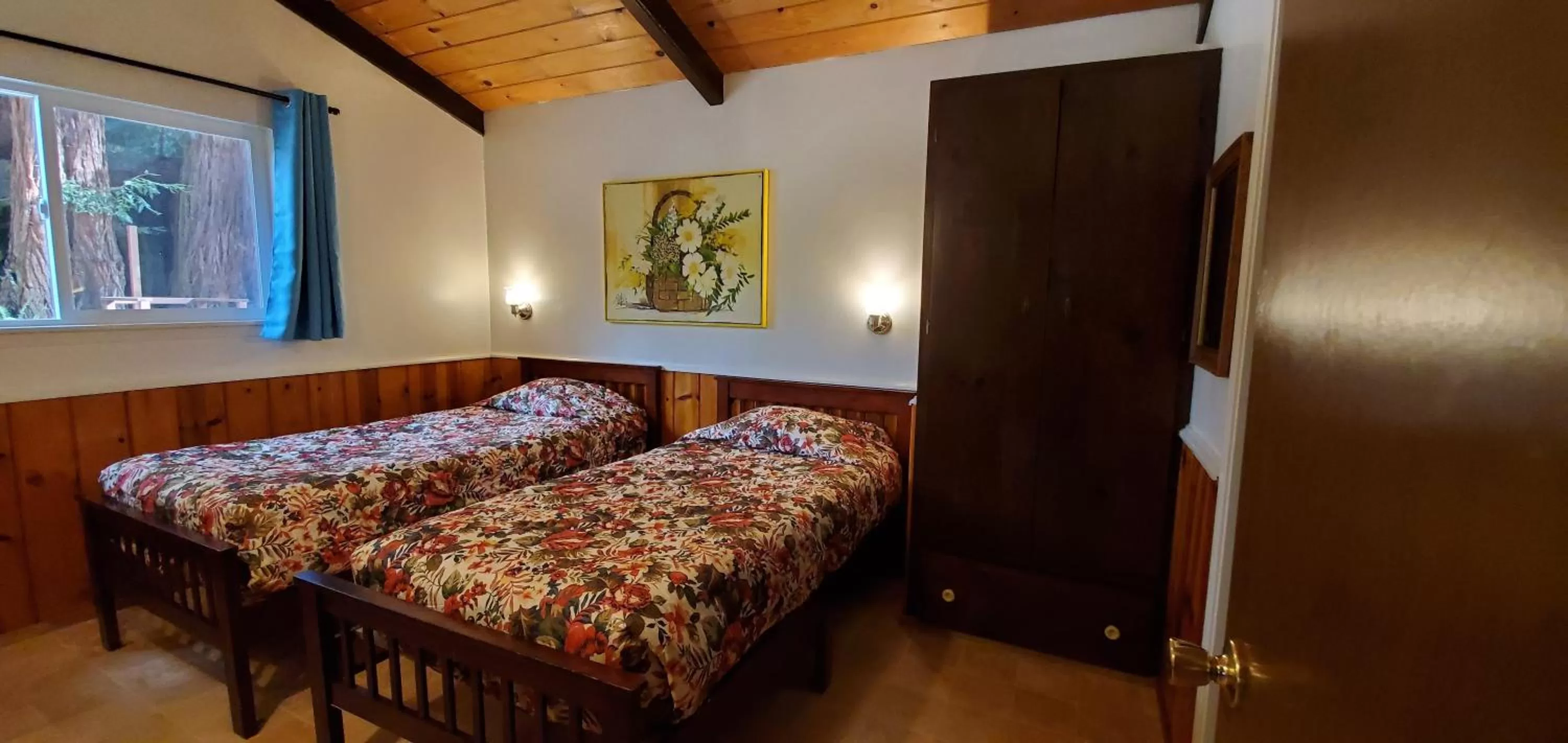 Bedroom, Bed in Fern River Resort