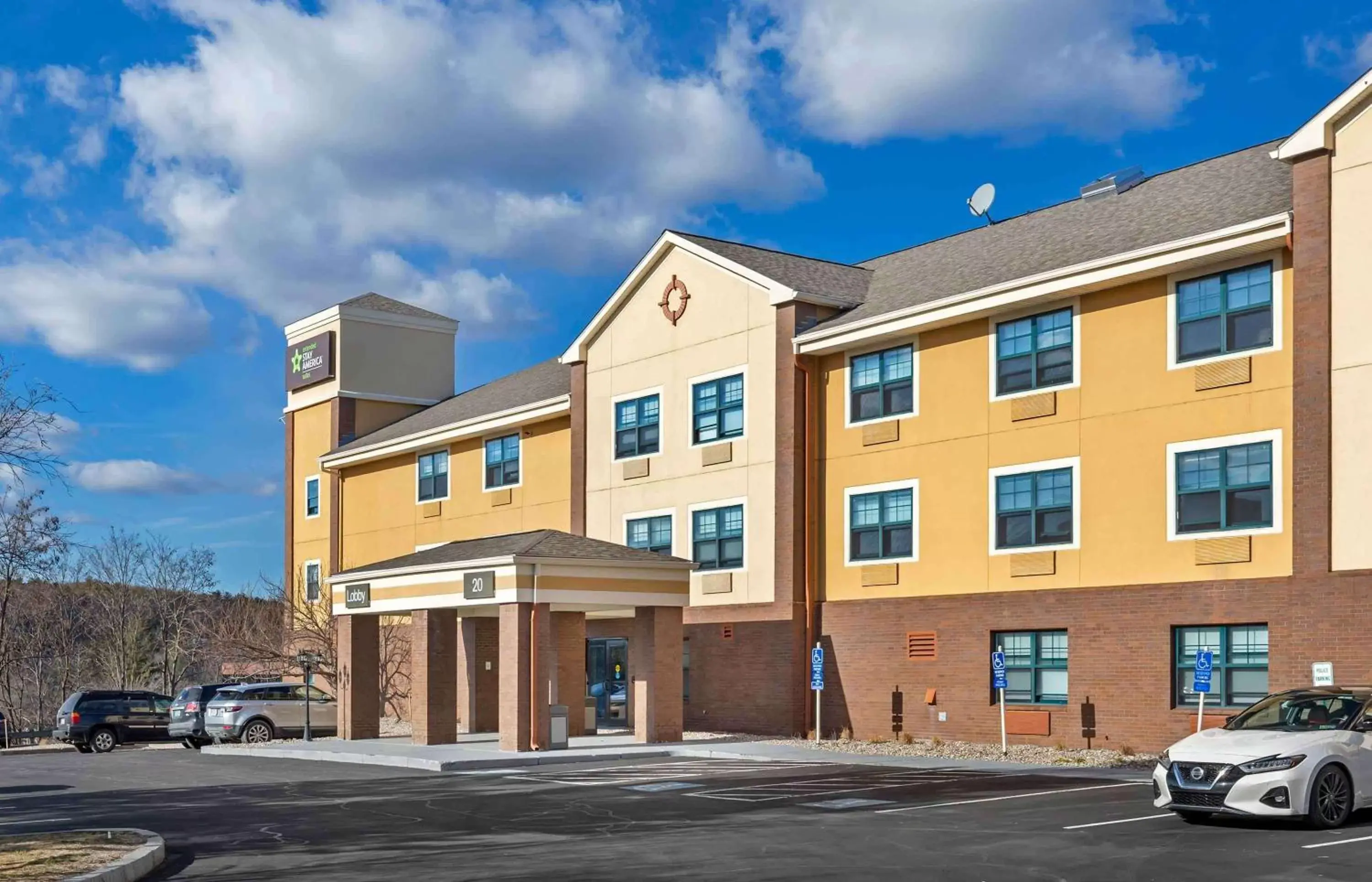 Property Building in Extended Stay America Suites - Boston - Braintree