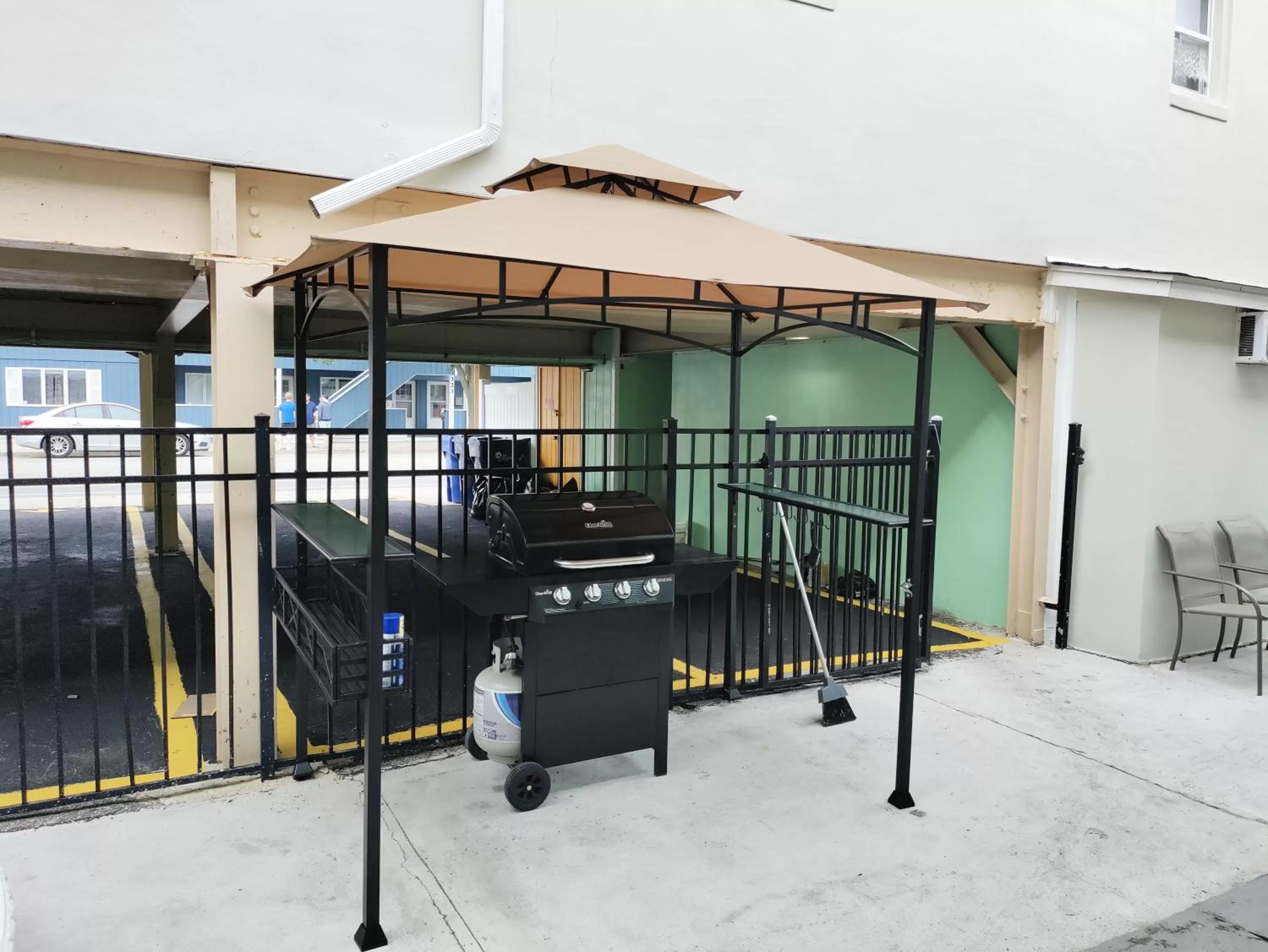 Area and facilities in Sunset Beach Hotel