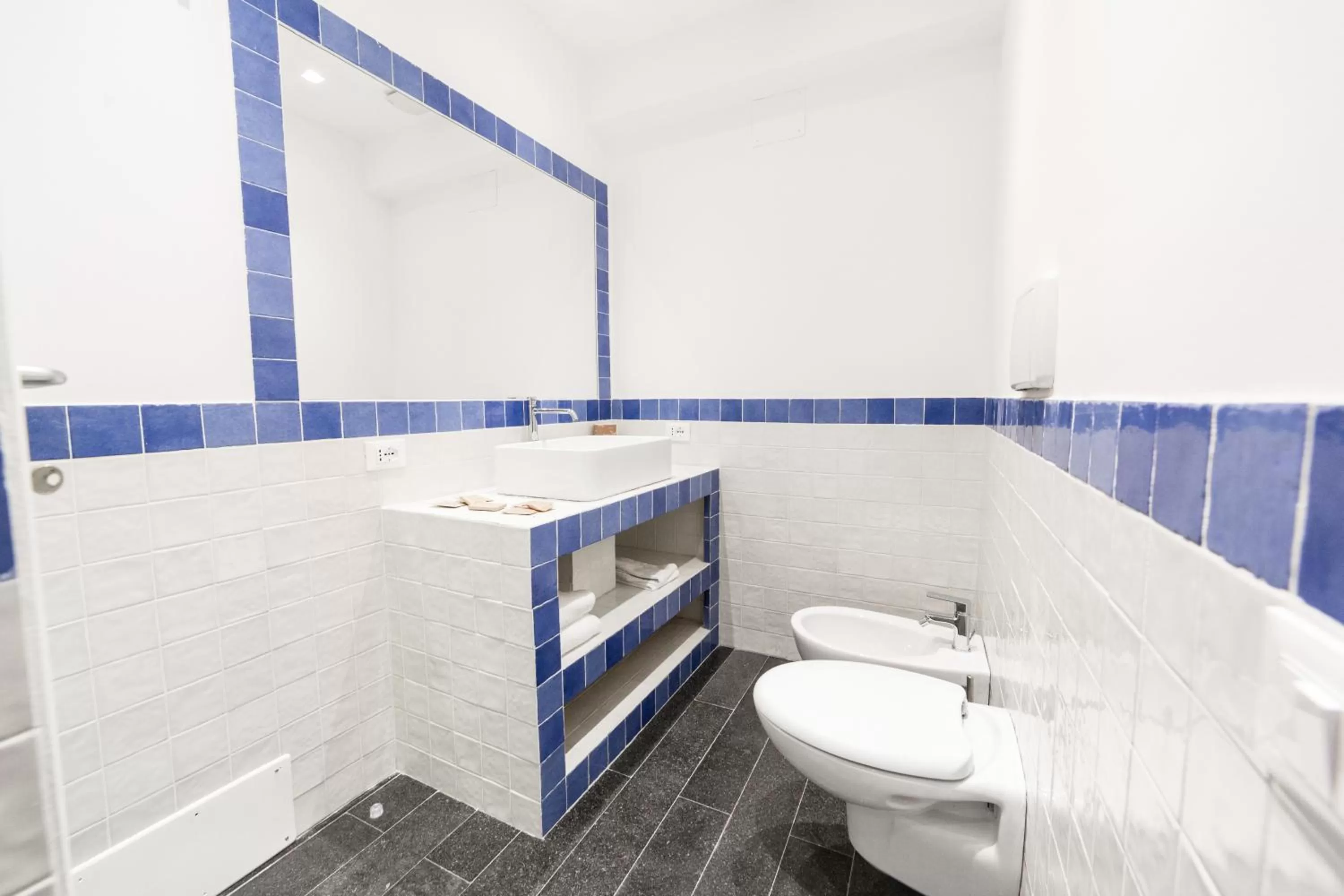 Toilet in Le Dune Sicily Hotel