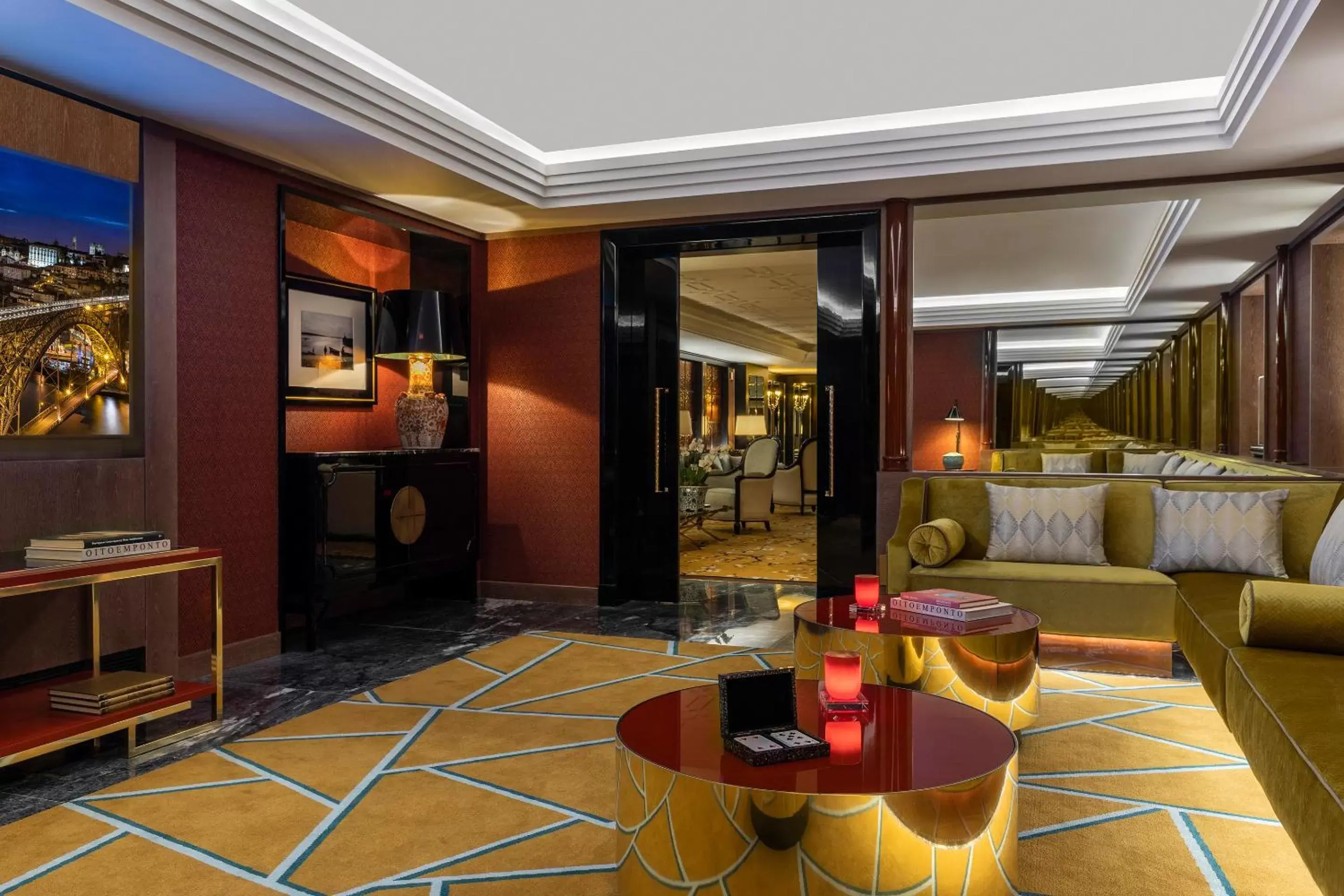 Lounge or bar, Lobby/Reception in Maison Albar Hotels Le Monumental Palace