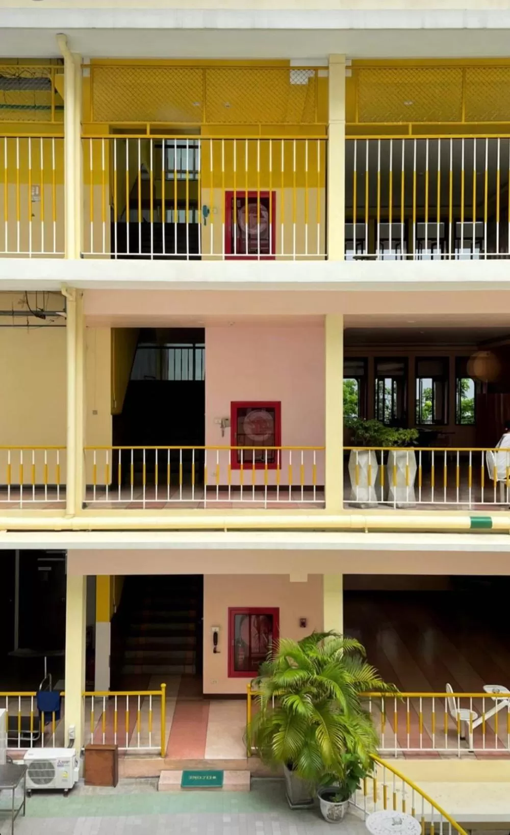 Property building in Miami Hotel Bangkok