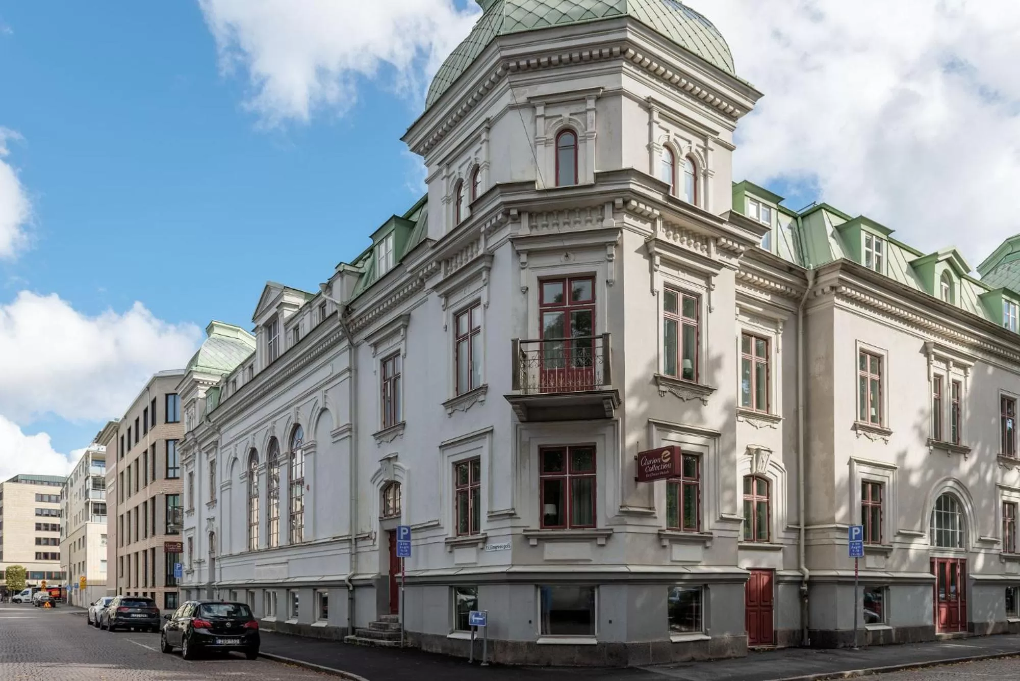 Street view in Home Hotel Victoria