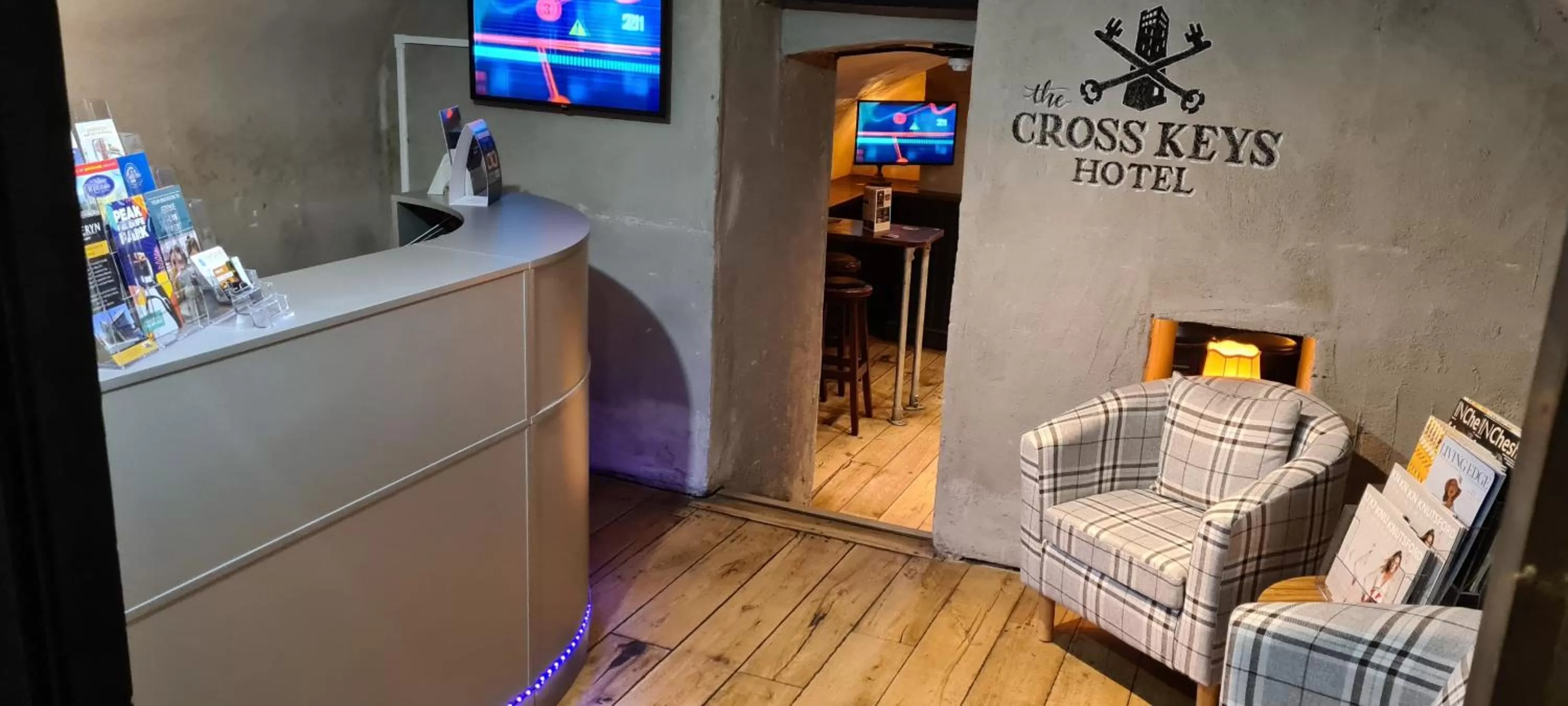Lobby or reception in The Cross-Keys Hotel
