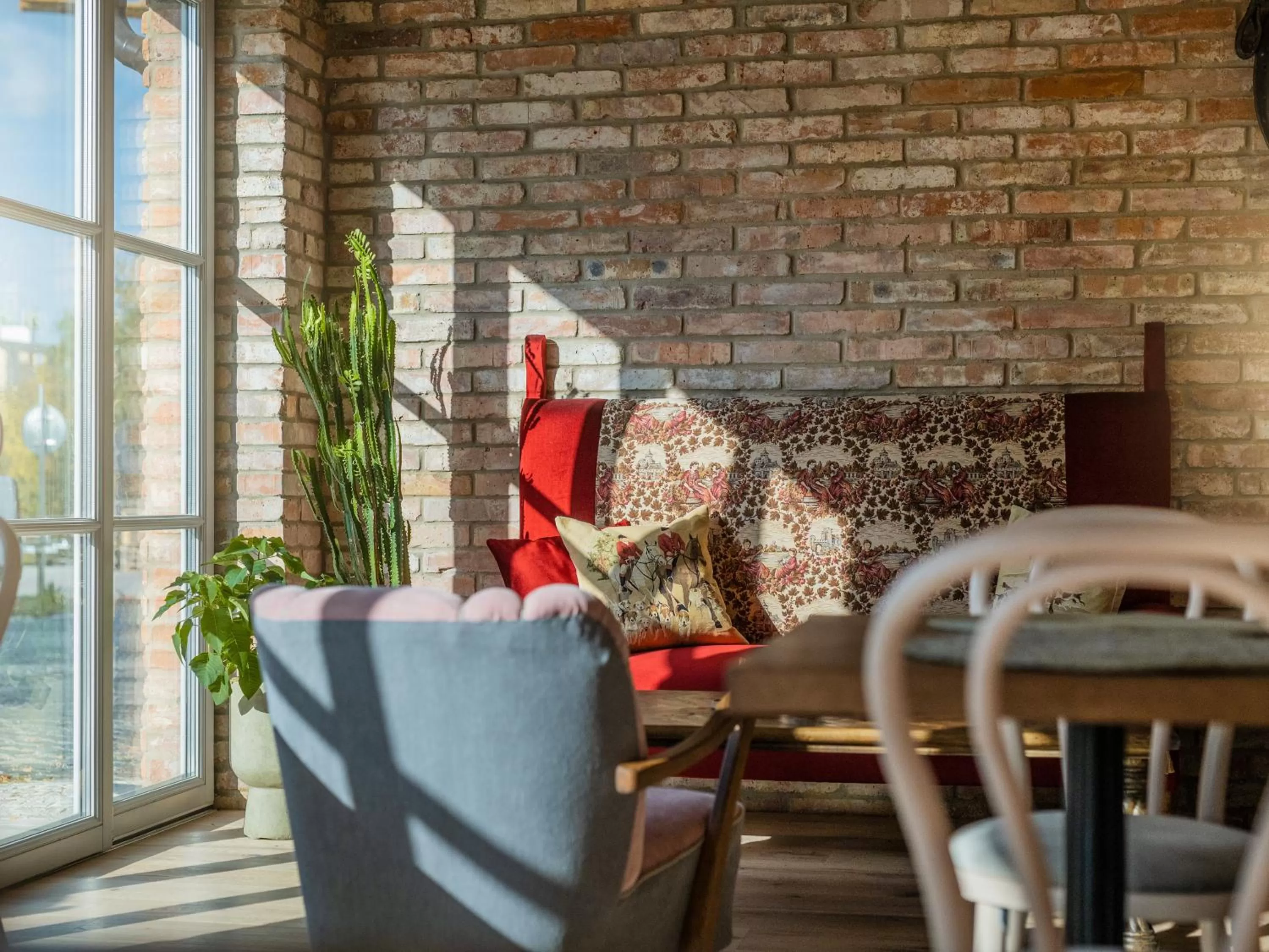 Restaurant/places to eat in Arkady Hof Hotel