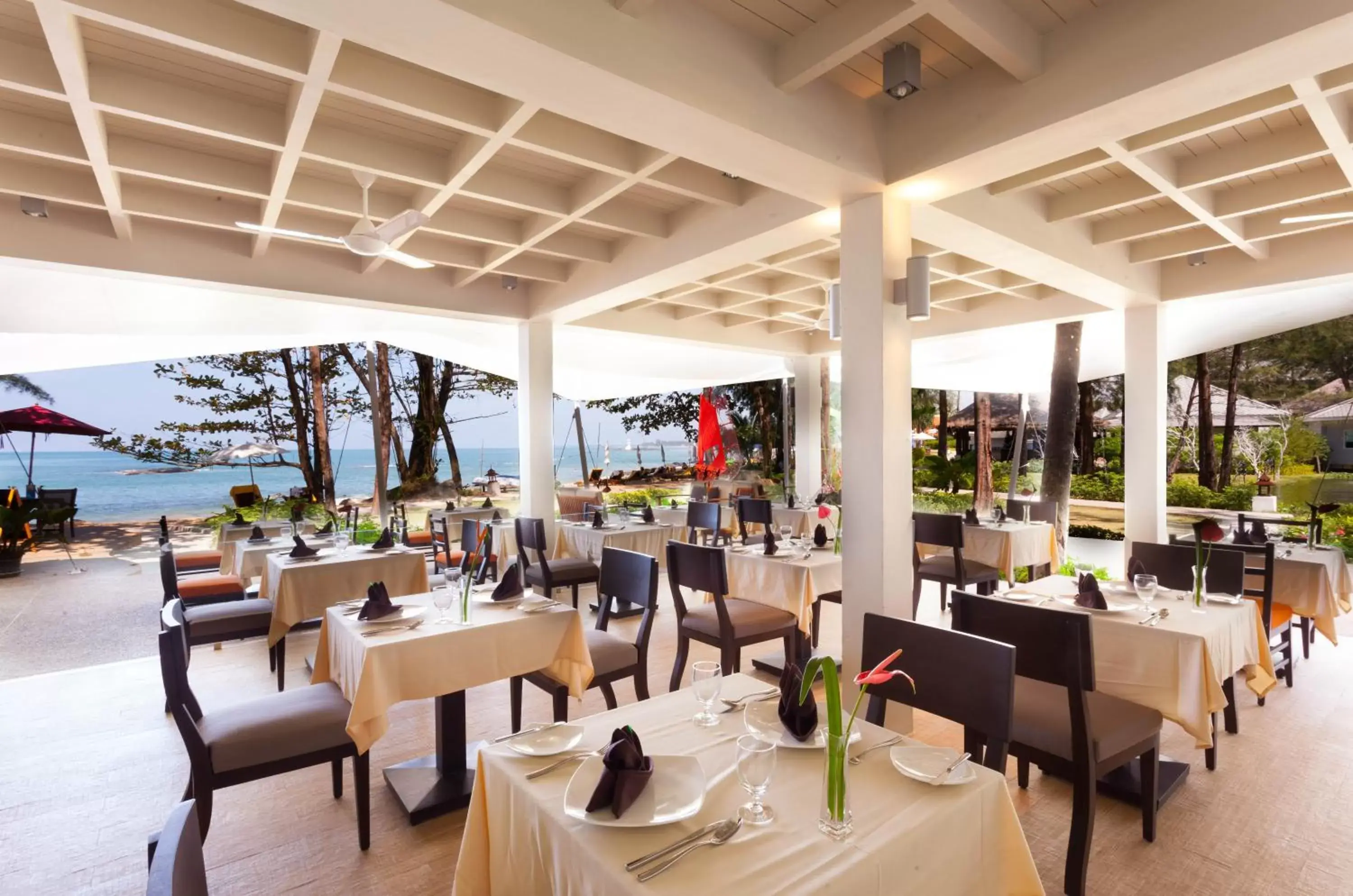 Restaurant/Places to Eat in TUI BLUE Khao Lak Resort - SHA Plus