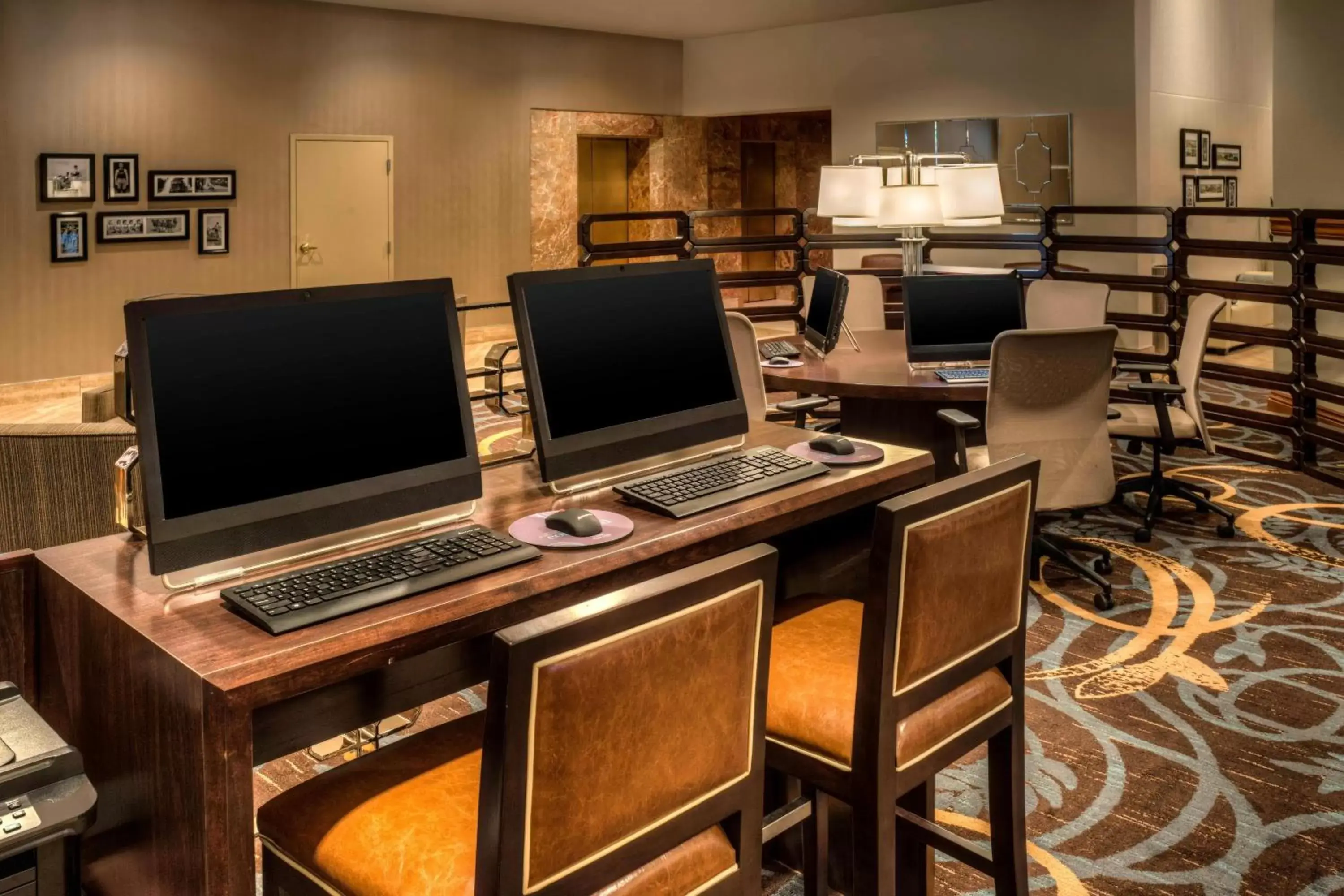 Lobby or reception in Sheraton Columbus Hotel at Capitol Square