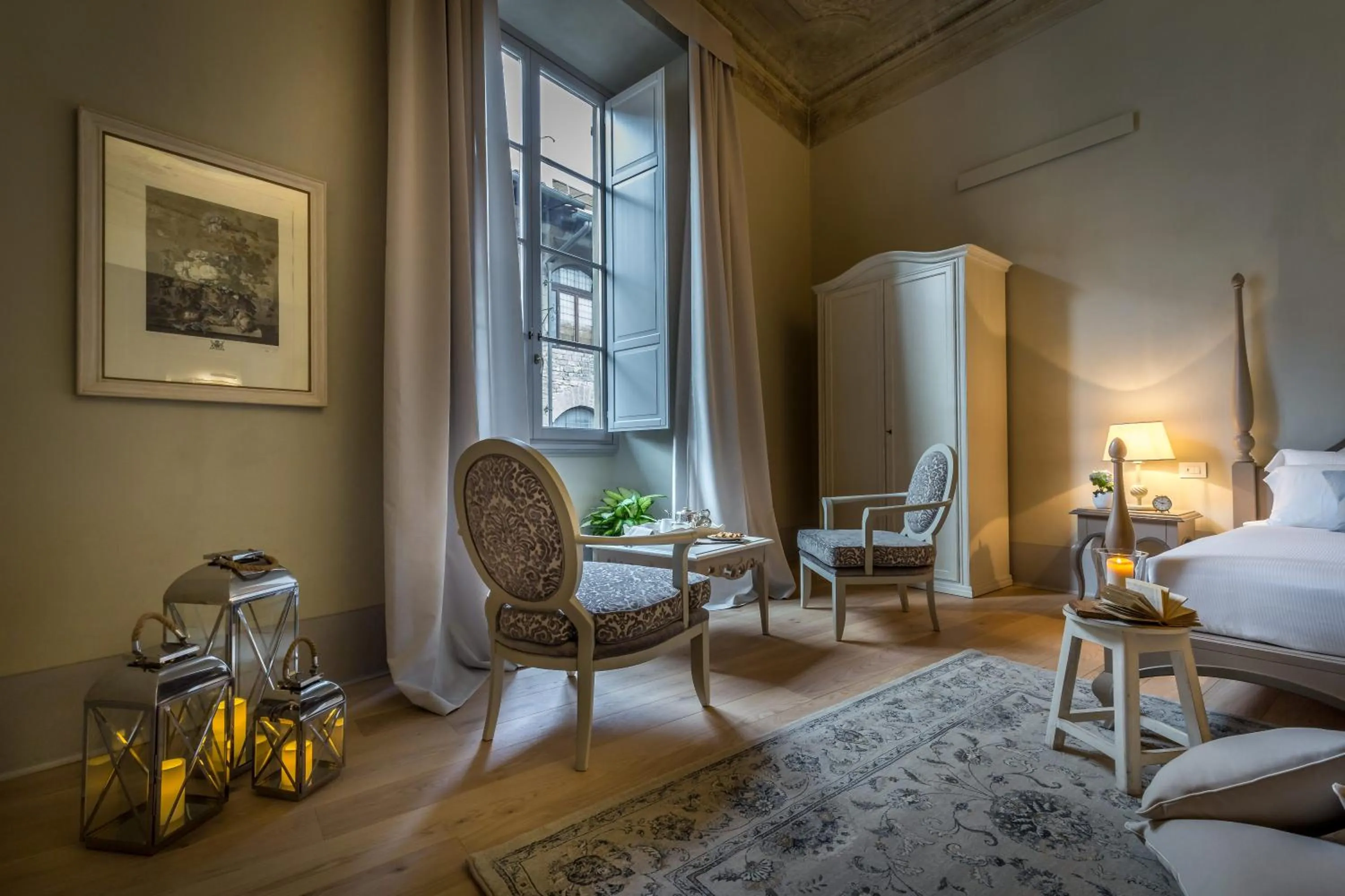 Bedroom, Bed in Palazzo Ridolfi - Residenza d'Epoca