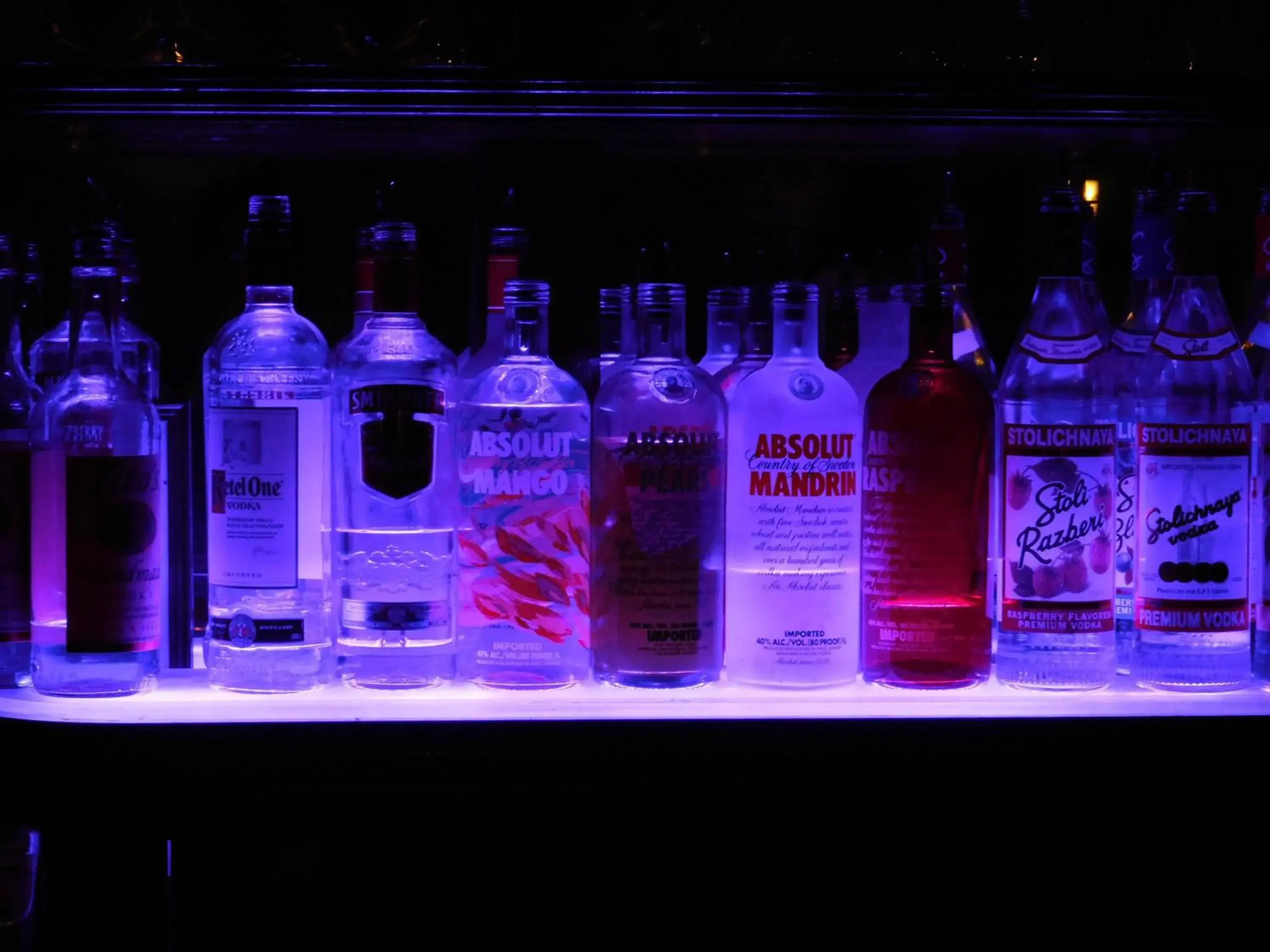 Lounge or bar in West Gate Inn Nyack Lounge or bar in West Gate Inn Nyack