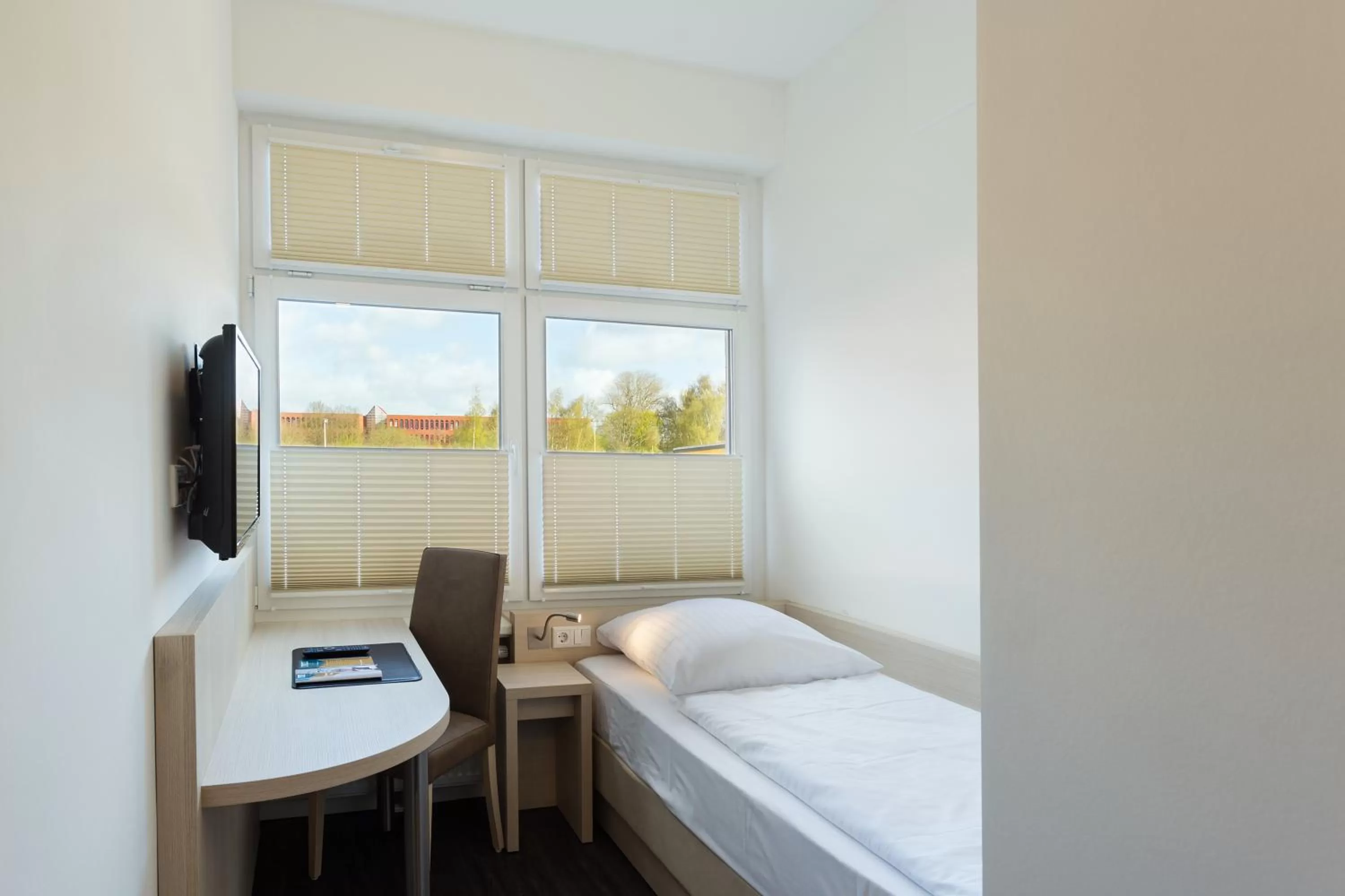 Photo of the whole room, Bed in Viva Hotel Lübeck