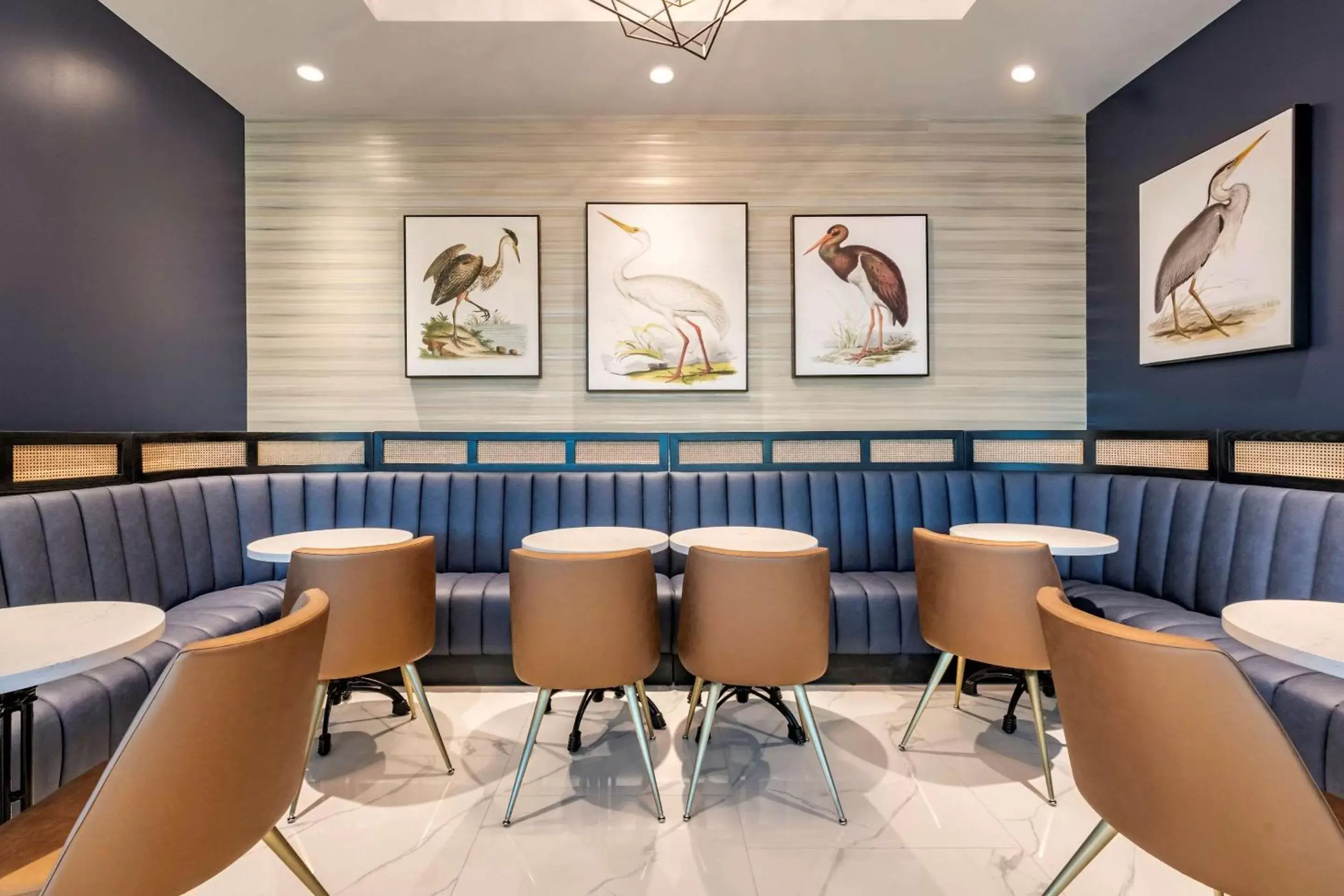 Restaurant/places to eat, Lounge/Bar in Cambria Hotel Fort Lauderdale Beach