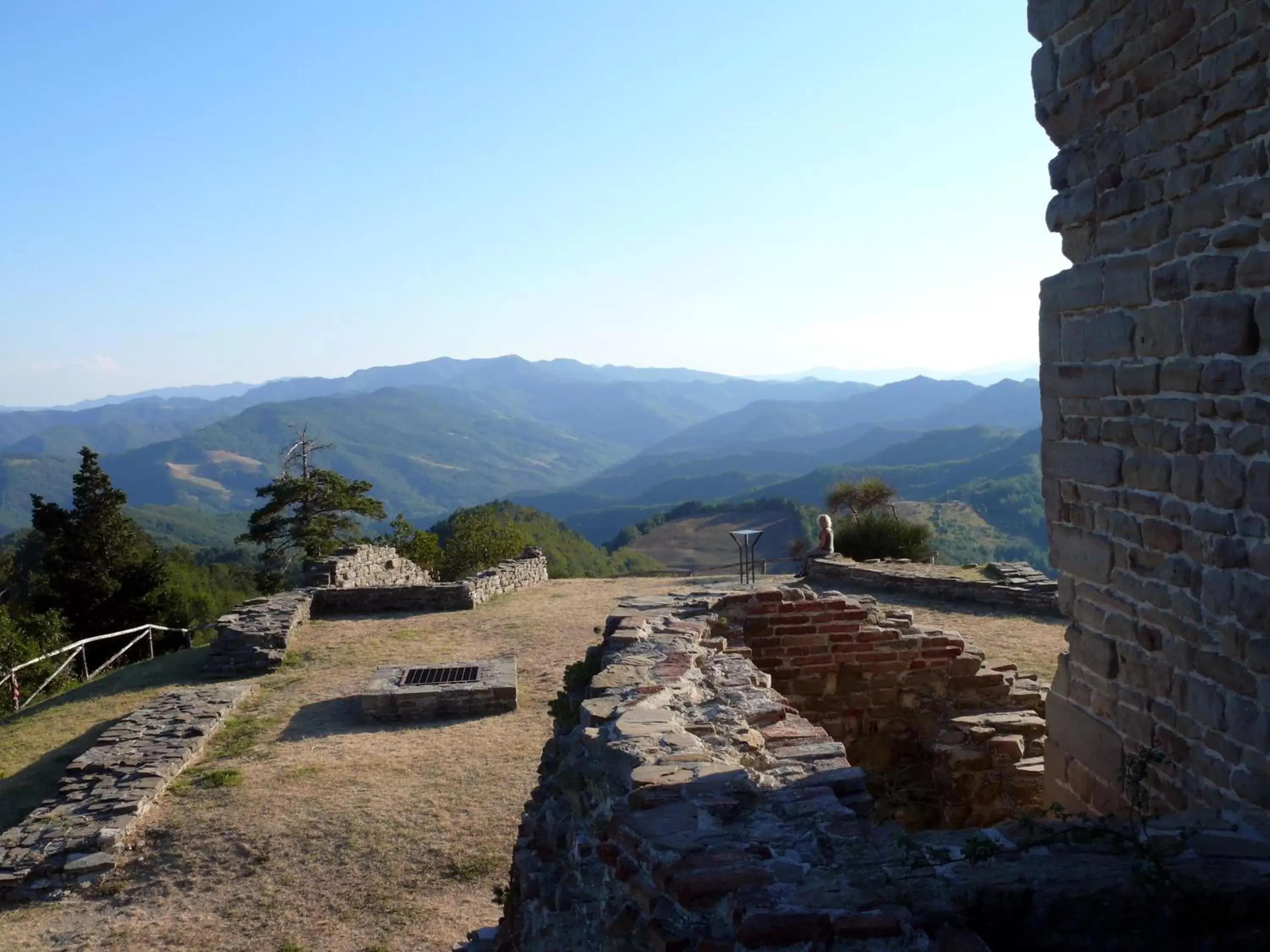 Property building in Il Cardello Locanda