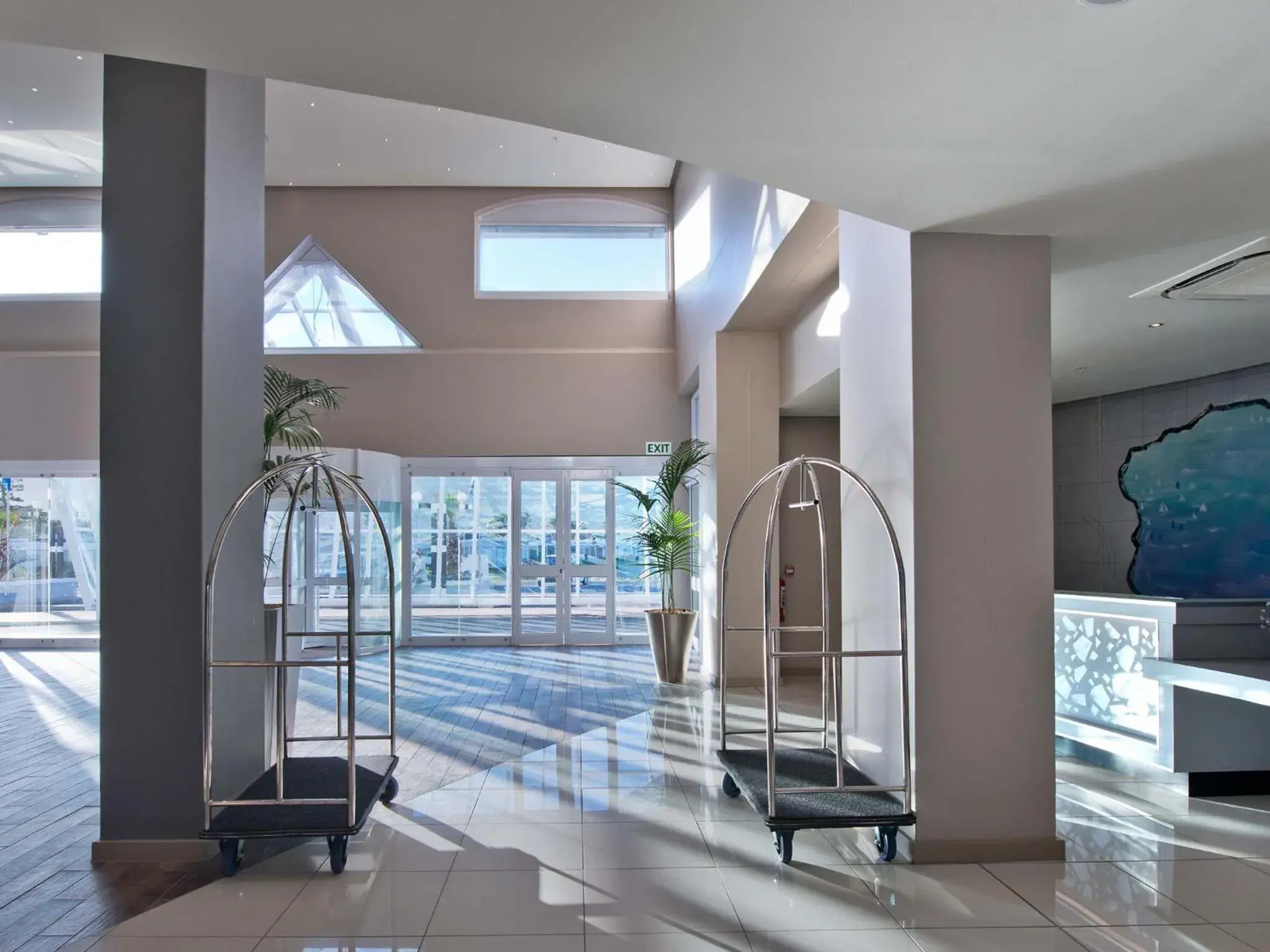 Lobby or reception, Swimming Pool in Krystal Beach Hotel