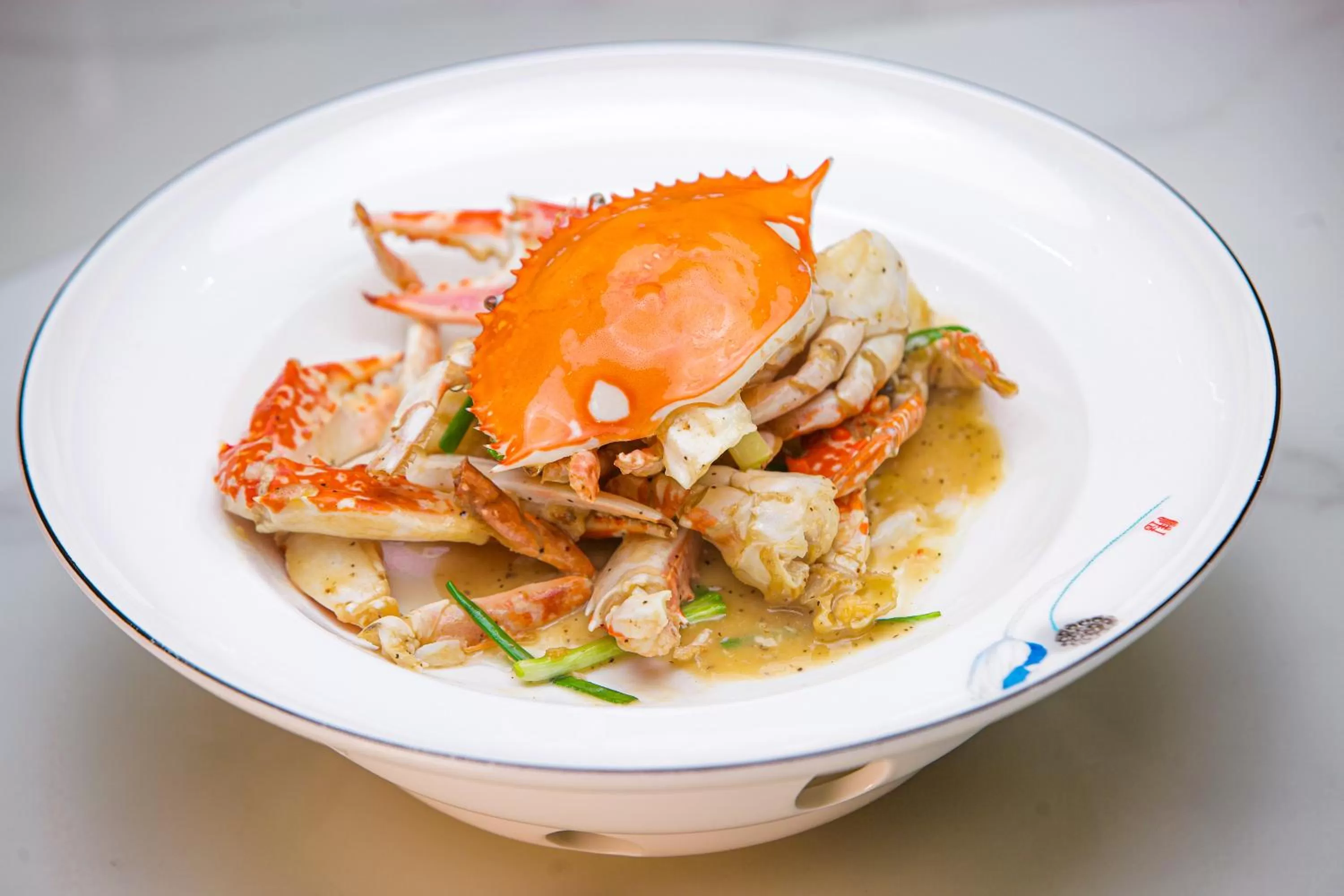 Food and drinks in Hôtel FAMILLE MONDIALE