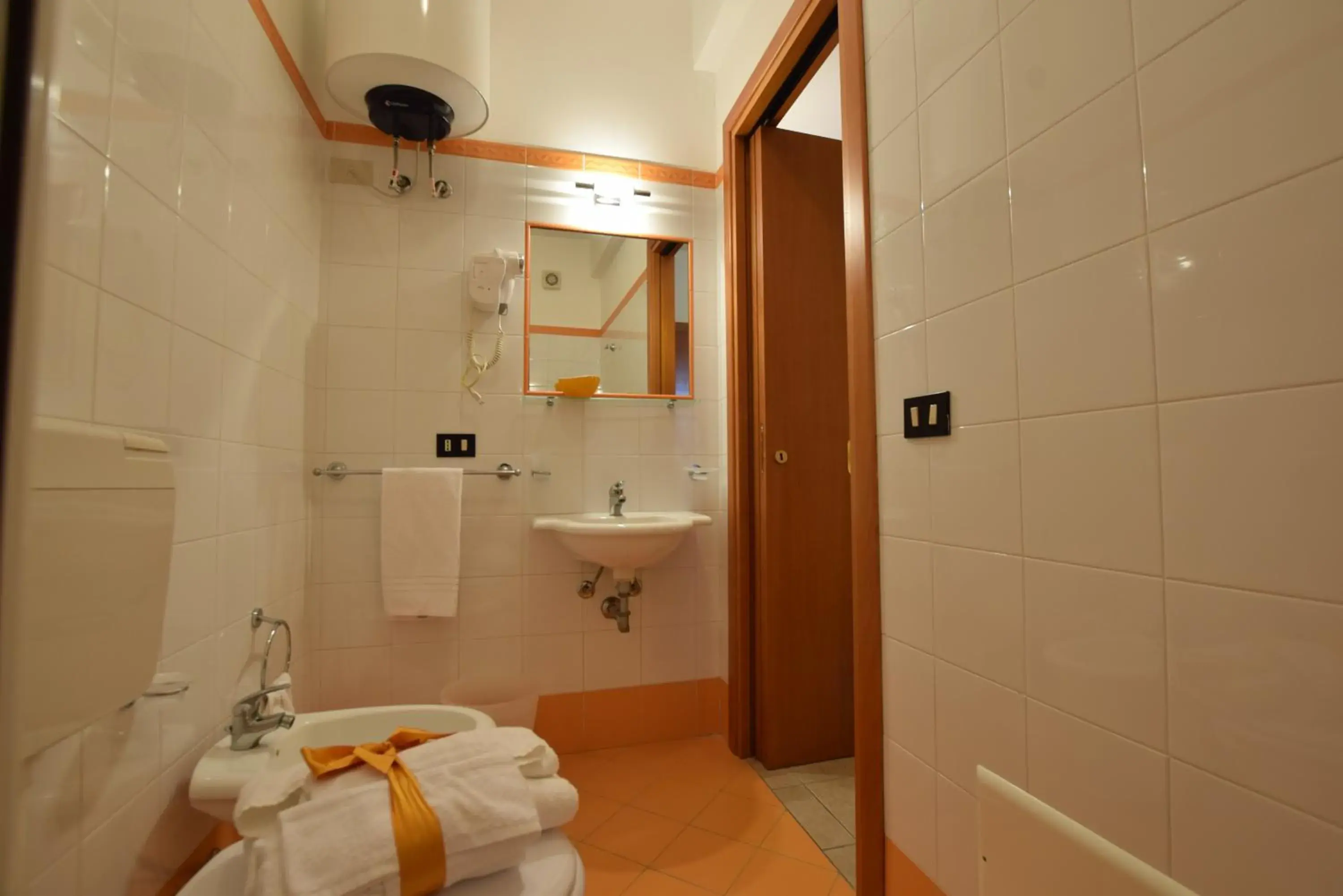 Bathroom in Hotel Iride by Marino Tourist