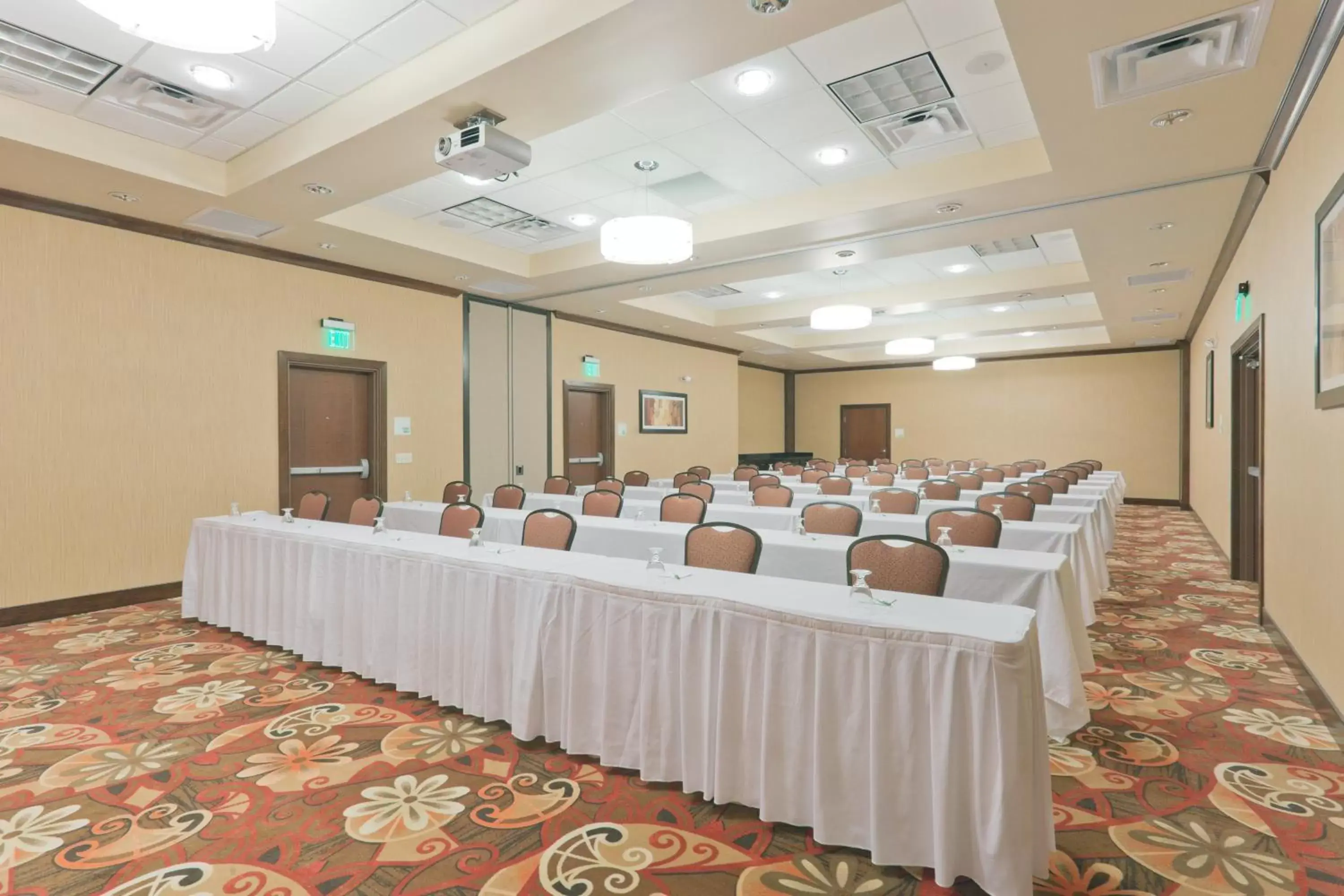 Meeting/conference room in Holiday Inn Jackson NW - Airport Road, an IHG Hotel