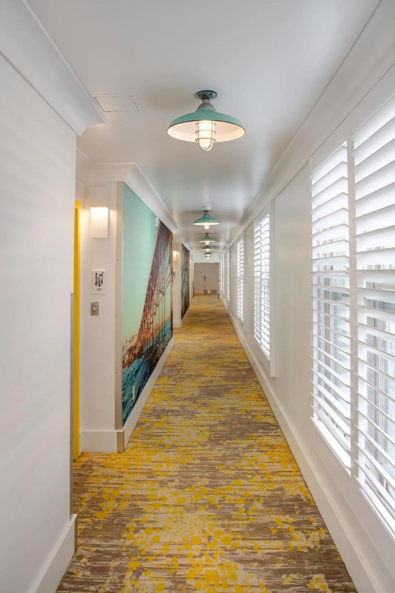 Property building in Ocean Park Inn