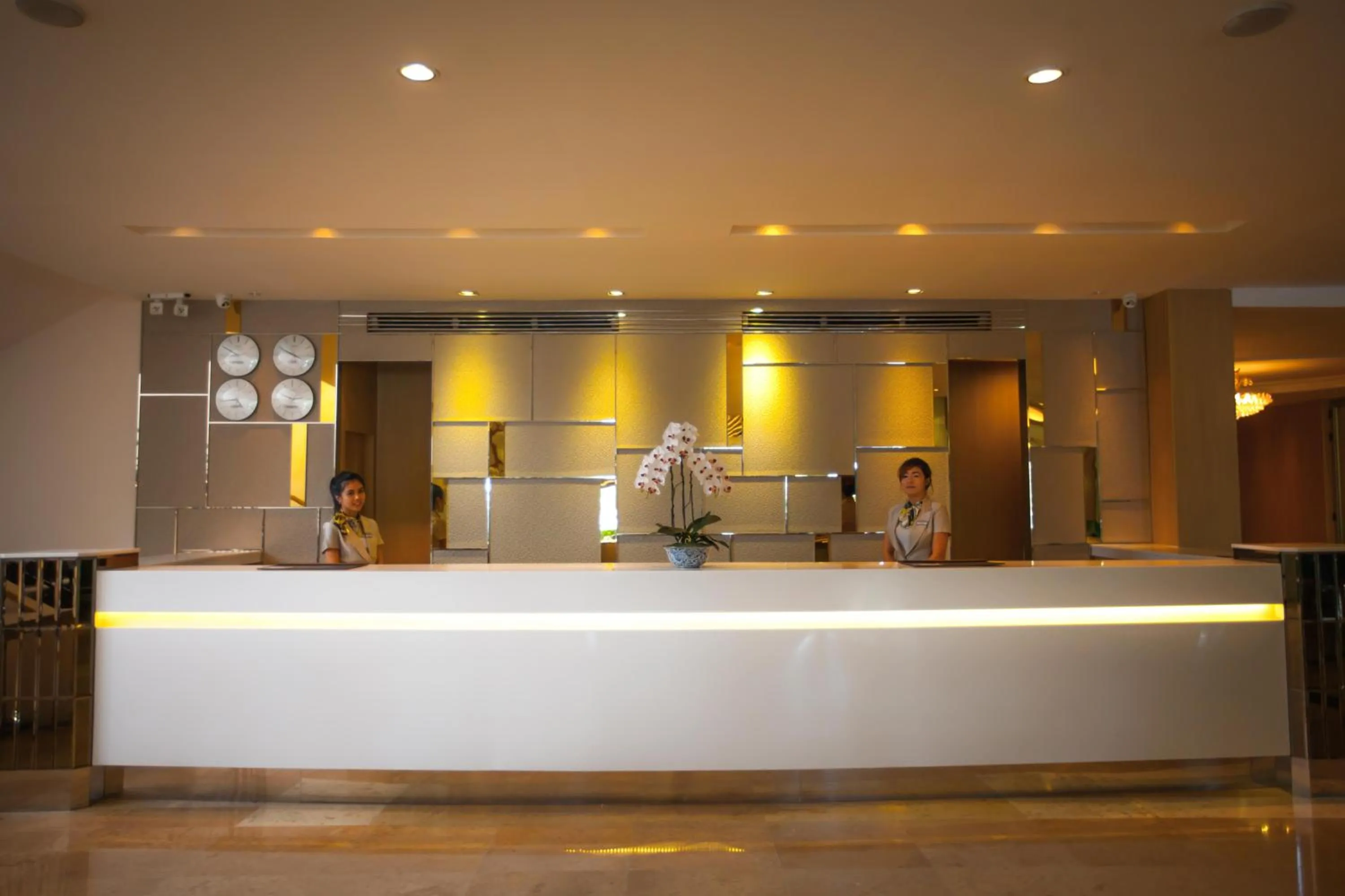 Lobby or reception in Golden City Rayong Hotel