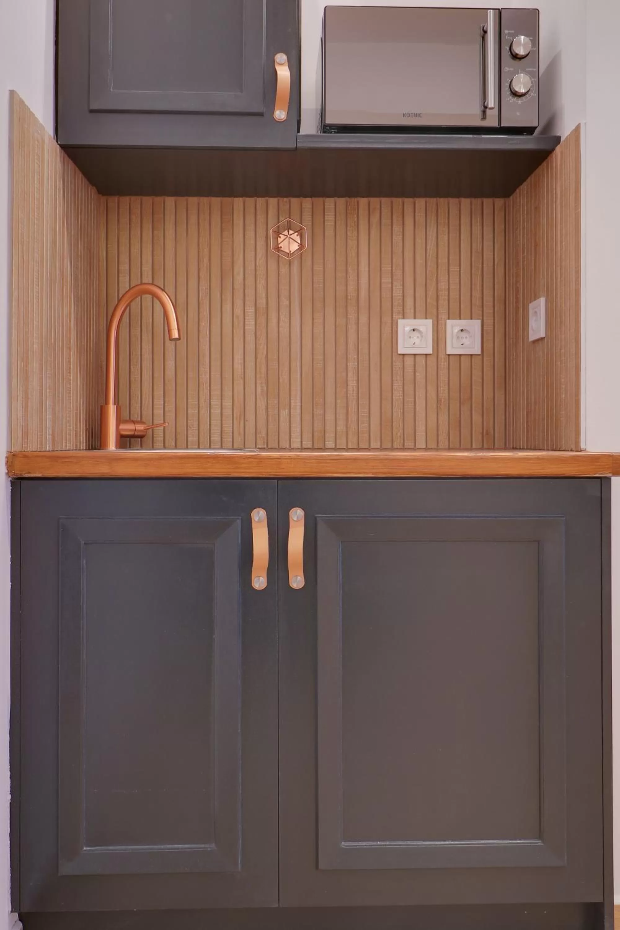 Kitchen or kitchenette in AthINN Residence