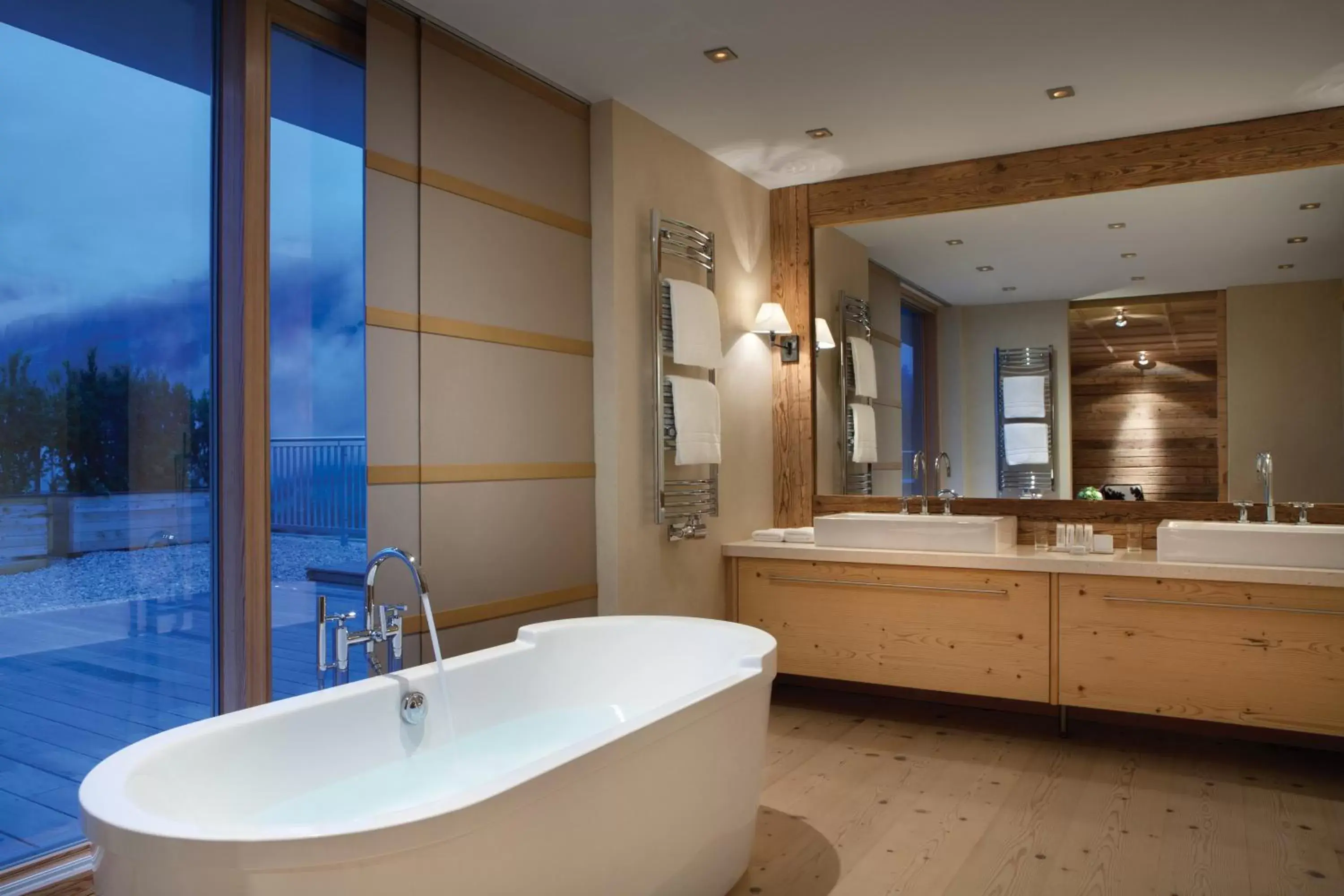 Bathroom in Kempinski Hotel Das Tirol