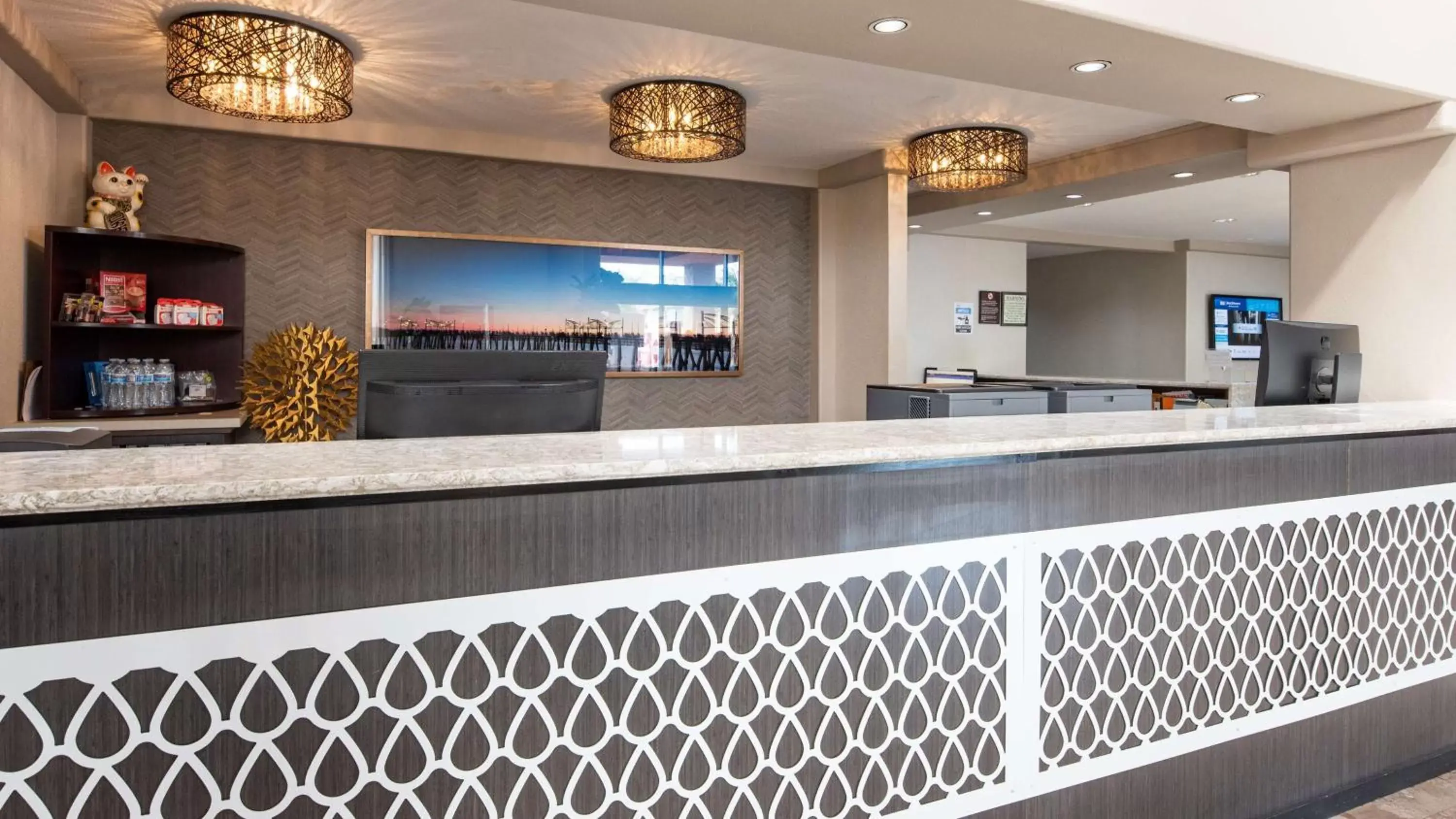 Lobby or reception in Best Western Plus Redondo Beach Inn