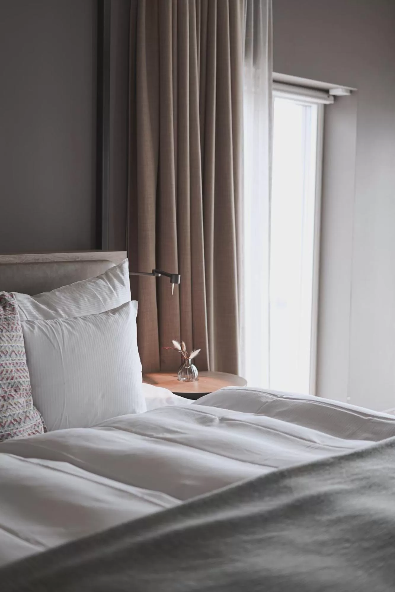 Property building, Bed in Clarion Hotel Sea U