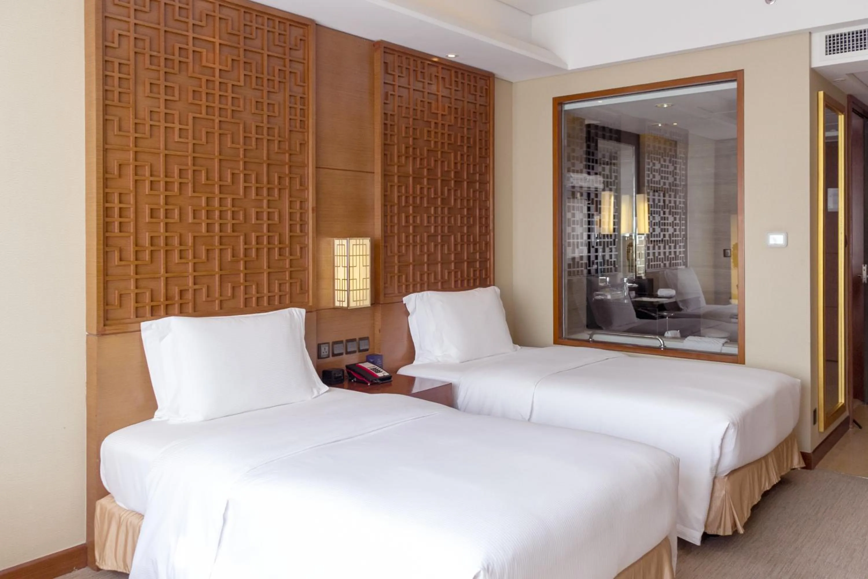 Bedroom, Bed in DoubleTree by Hilton Shenyang