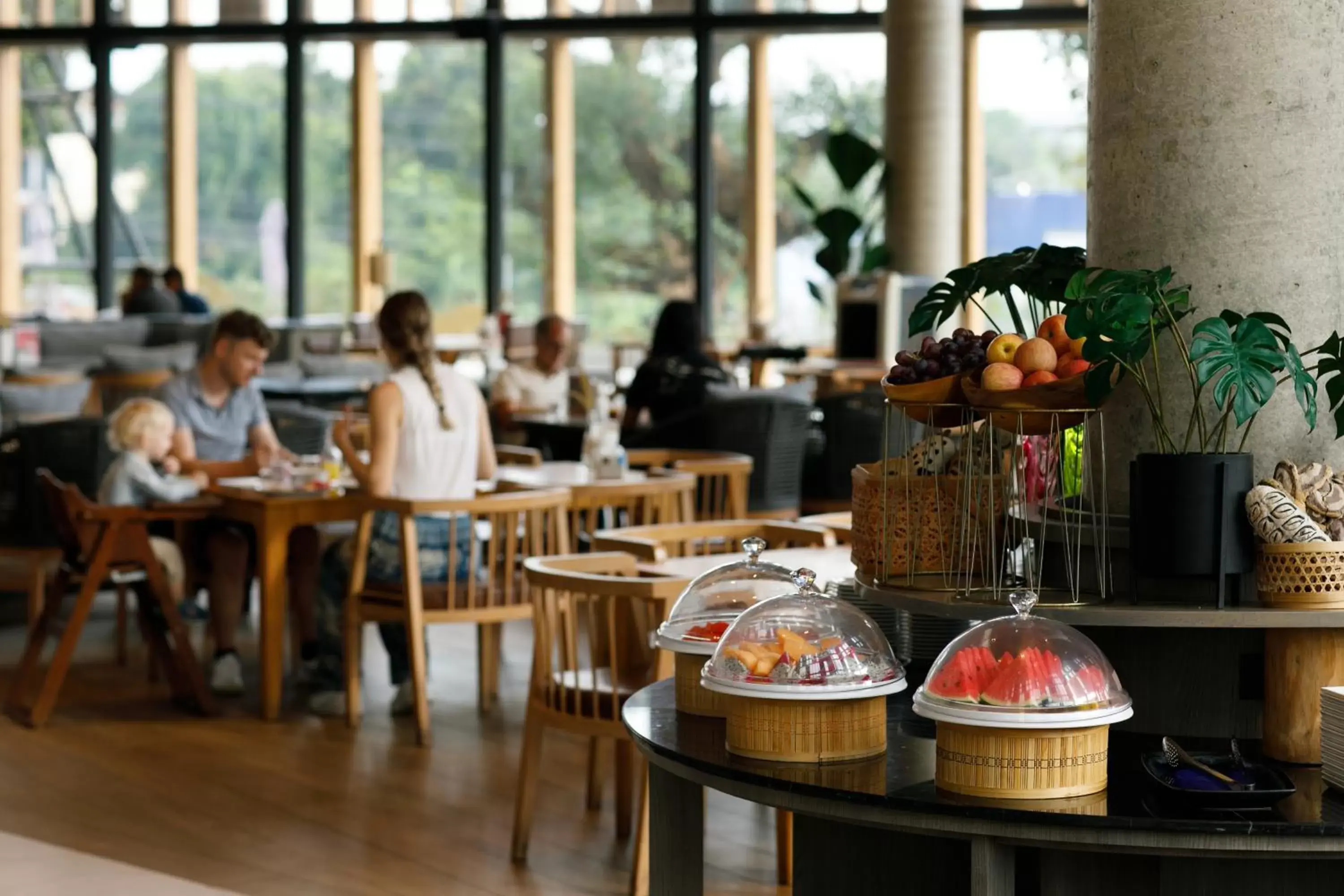 Breakfast, Restaurant/Places to Eat in The Signature Hotel Airport