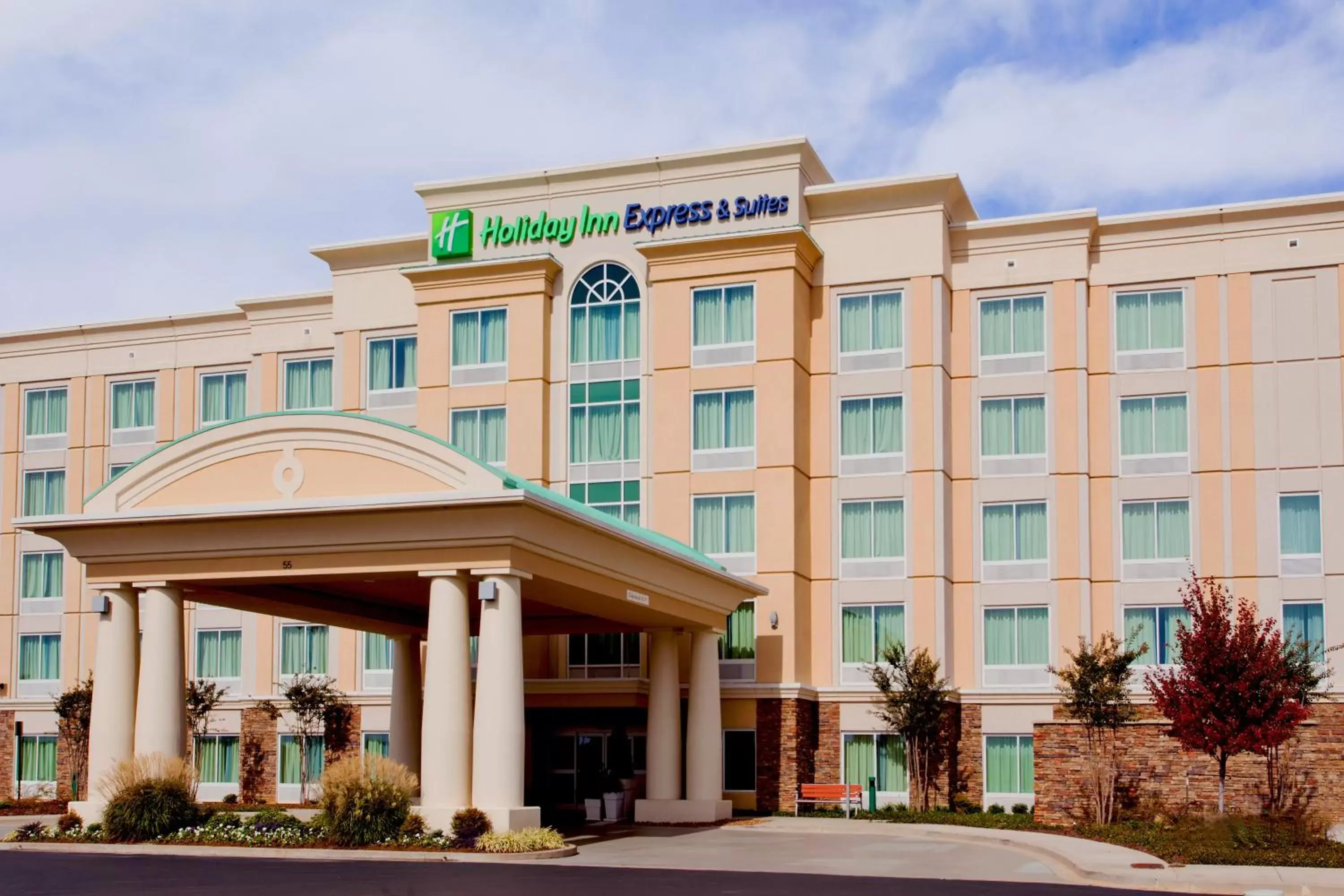 Property building in Holiday Inn Express Hotel & Suites Jackson Northeast, an IHG Hotel