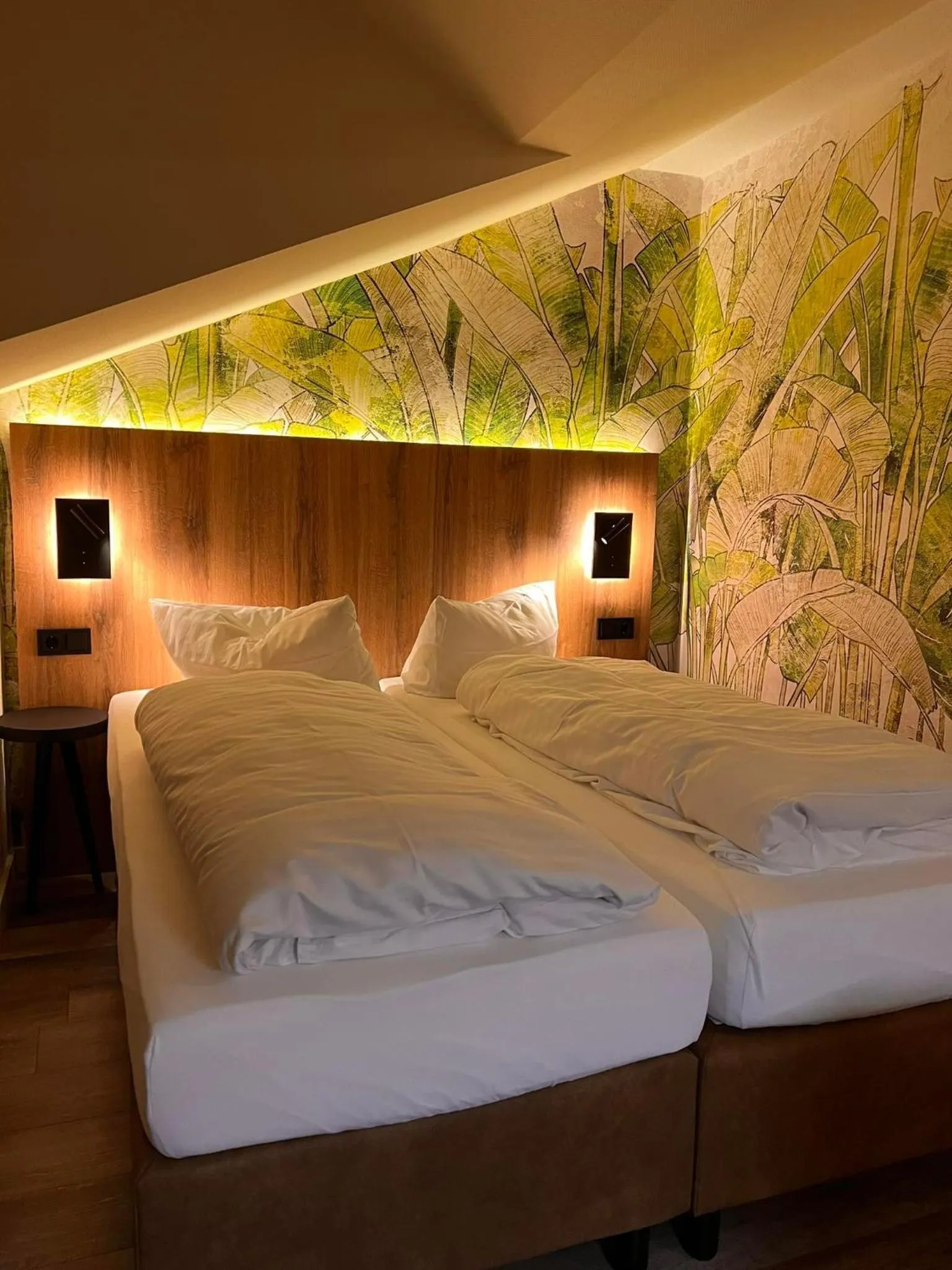 Photo of the whole room, Bed in Hotel-Restaurant Amadeus