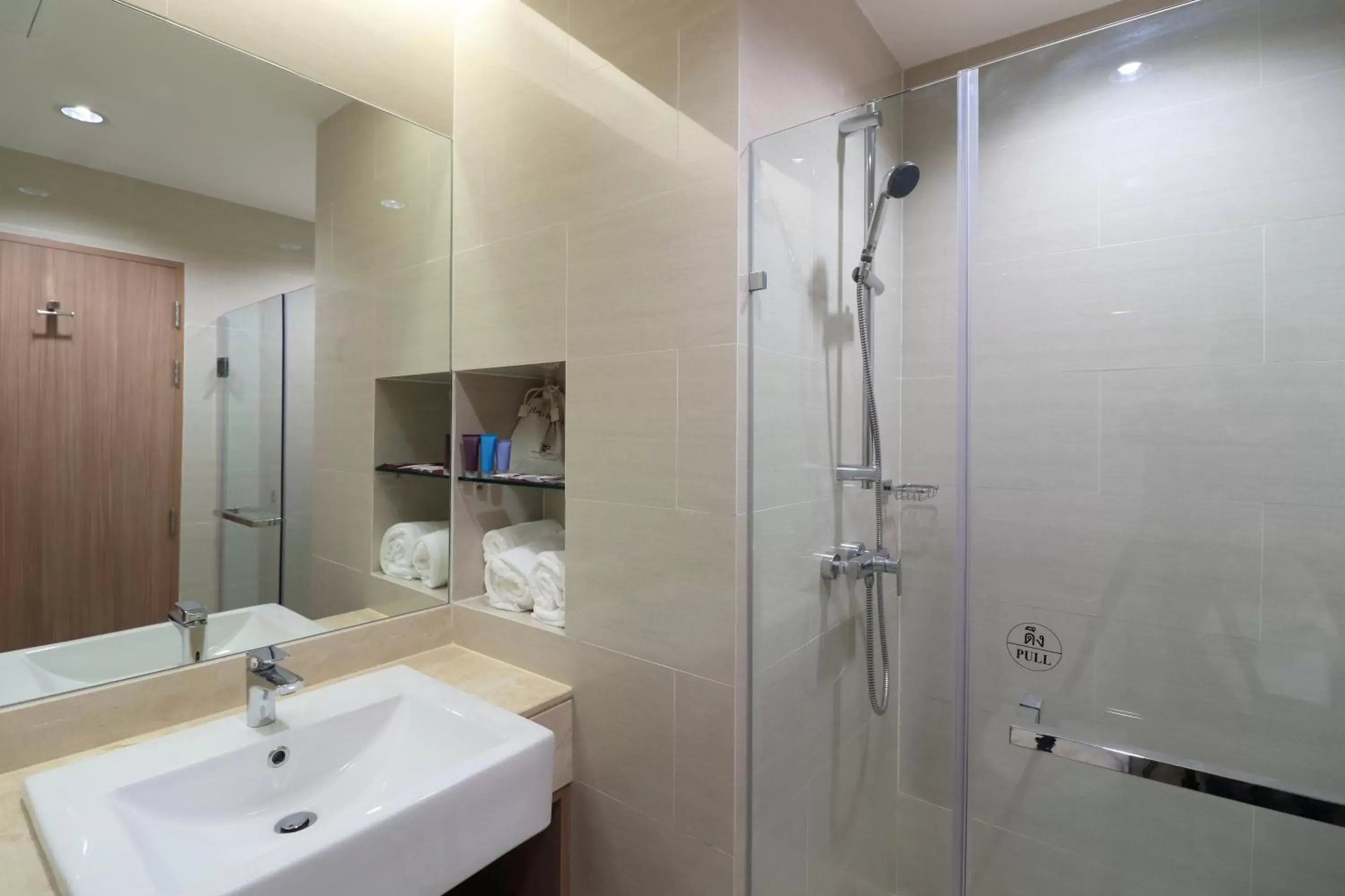 Bathroom in Grand Fortune Hotel Nakhon Si Thammarat