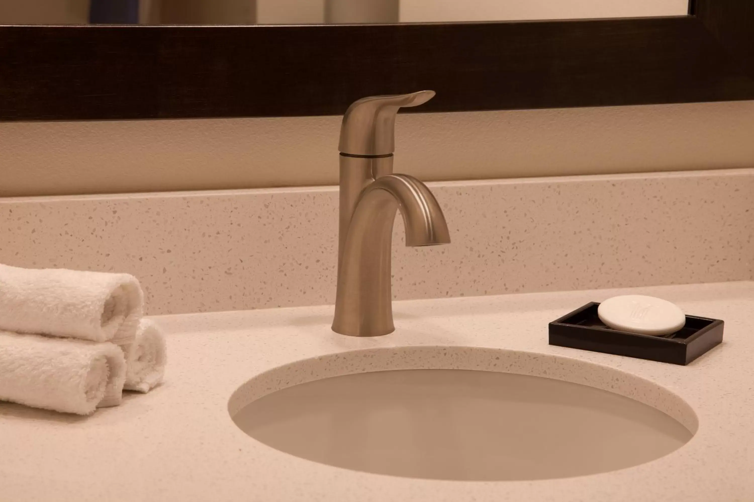 Bathroom in The Lakefront Anchorage