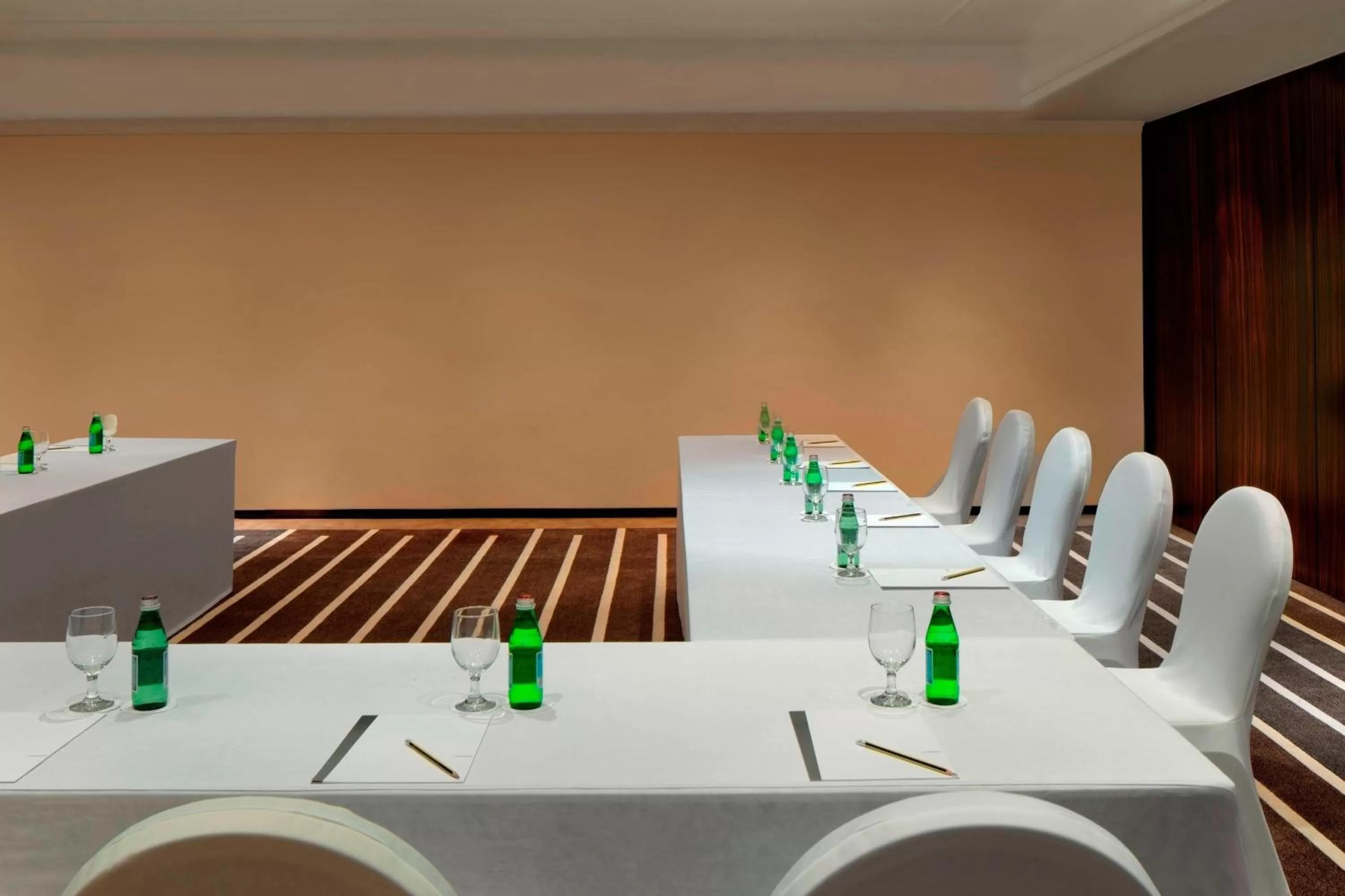 Meeting/conference room in Le Méridien Dubai Hotel & Conference Centre