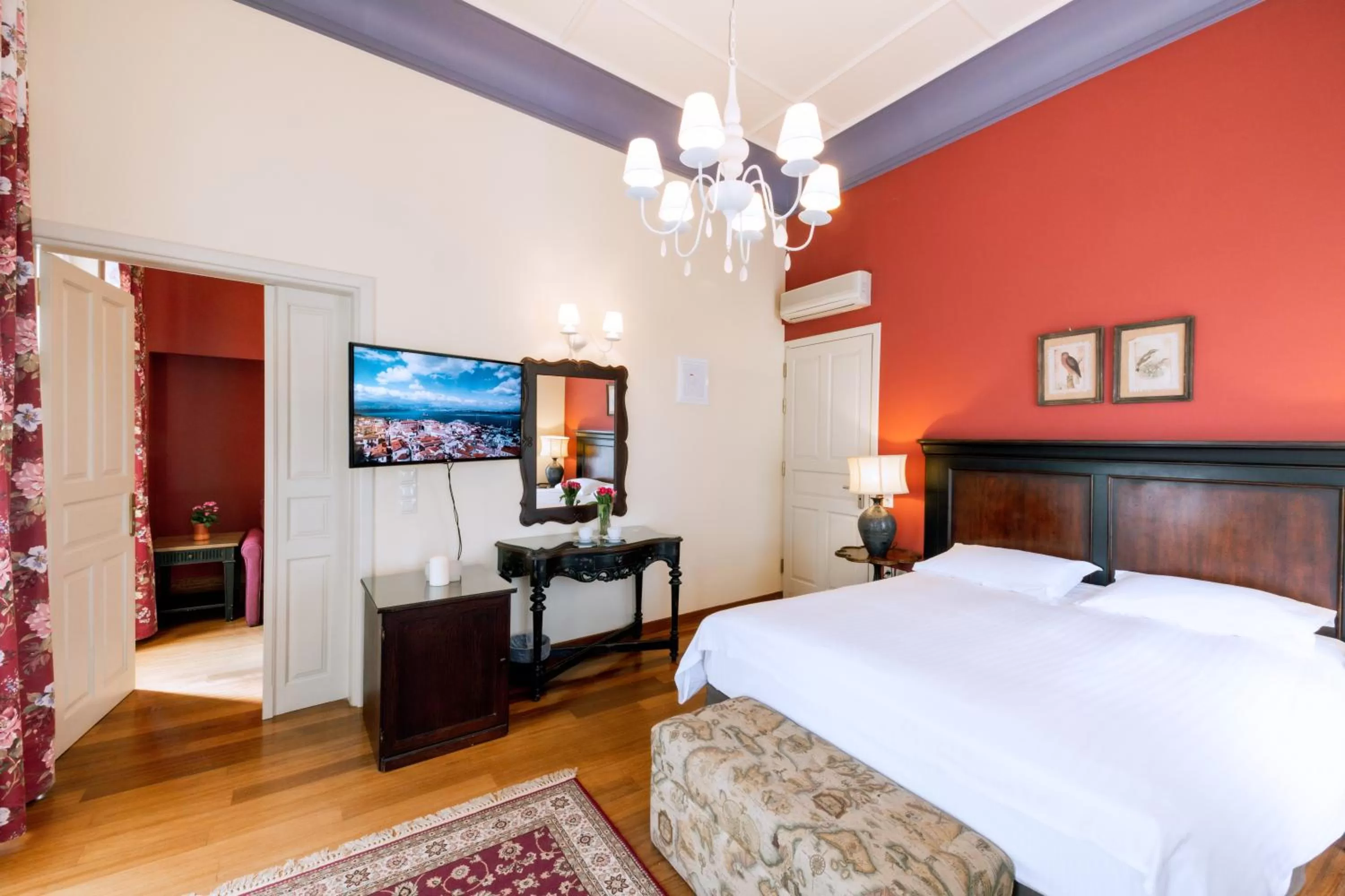 Photo of the whole room, Bed in Kastello Hotel