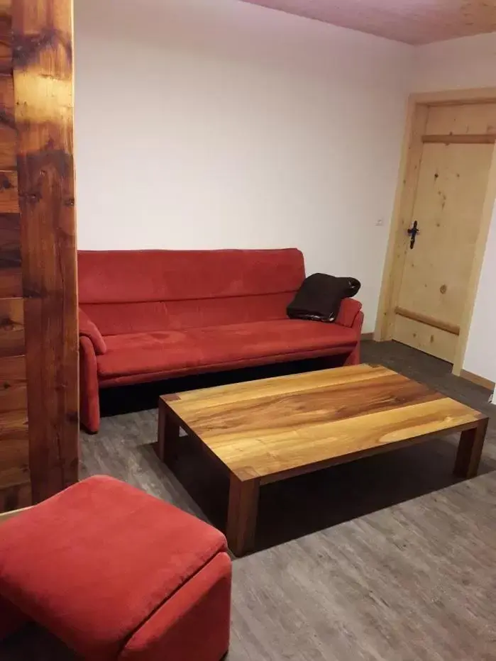 Communal lounge/ TV room, Seating Area in Ferien in der Bergwelt von Adelboden