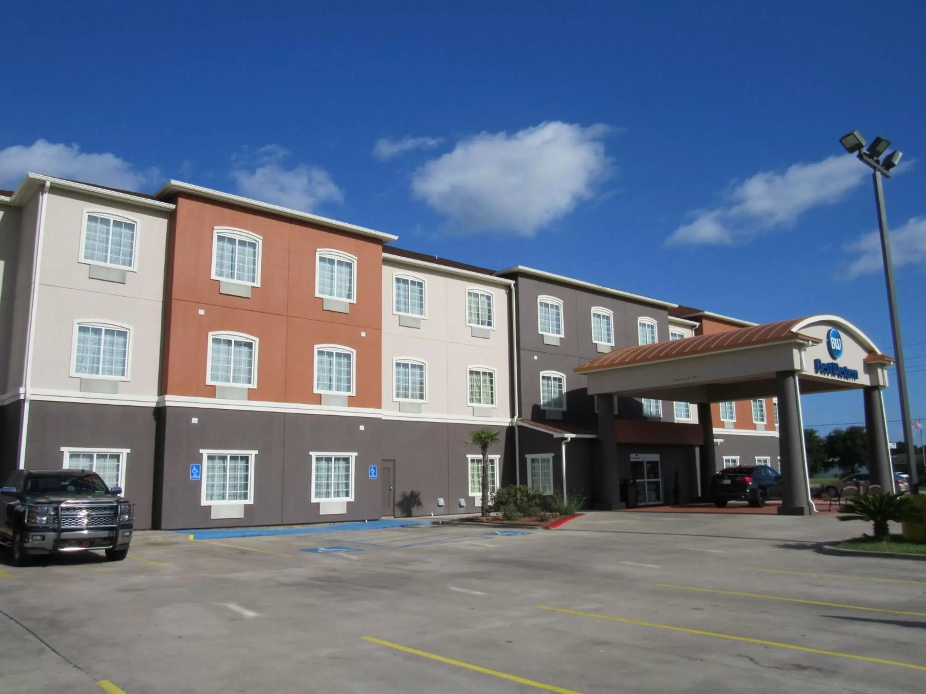 Property Building in Best Western Abbeville Inn and Suites