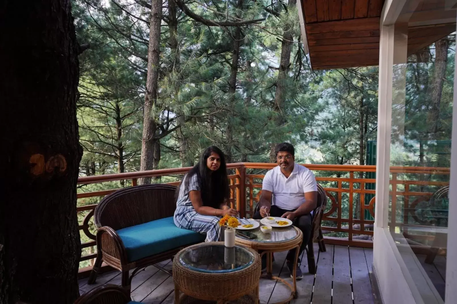 Restaurant/places to eat in Radisson Golf Resort Pahalgam