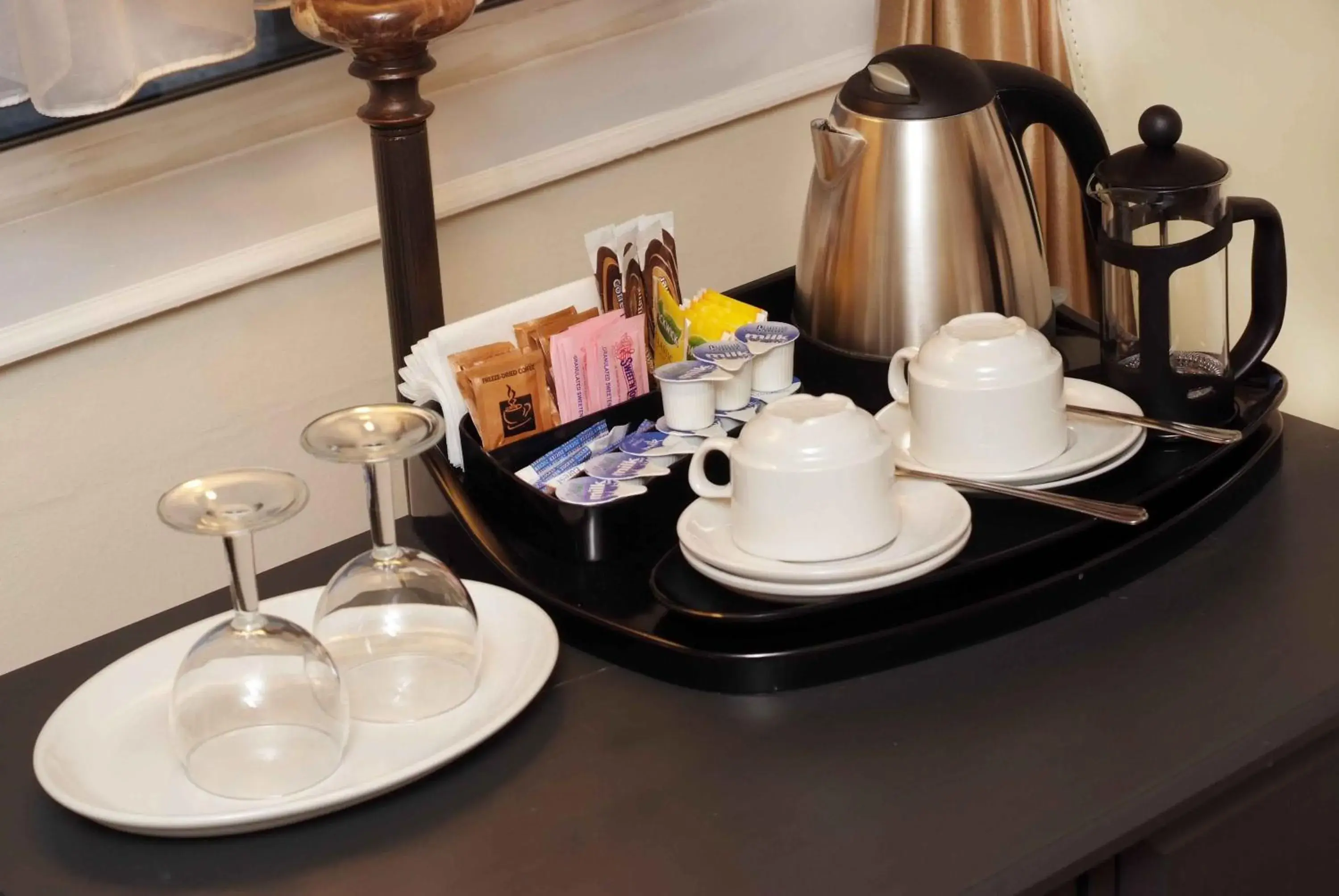Coffee/tea facilities in Classic Hyde Park Hotel