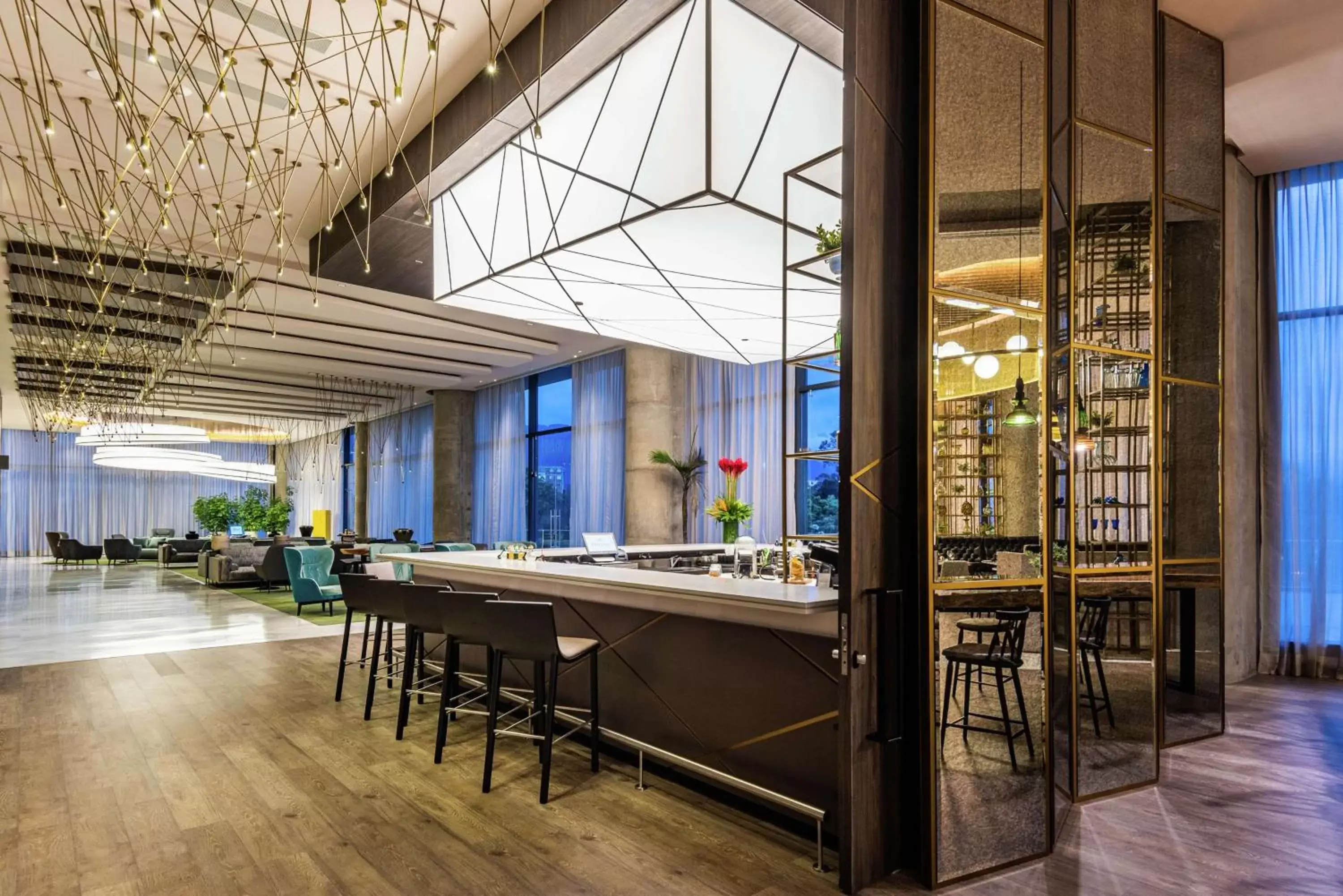 Lounge or bar, Restaurant/Places to Eat in Hilton Bogota Corferias