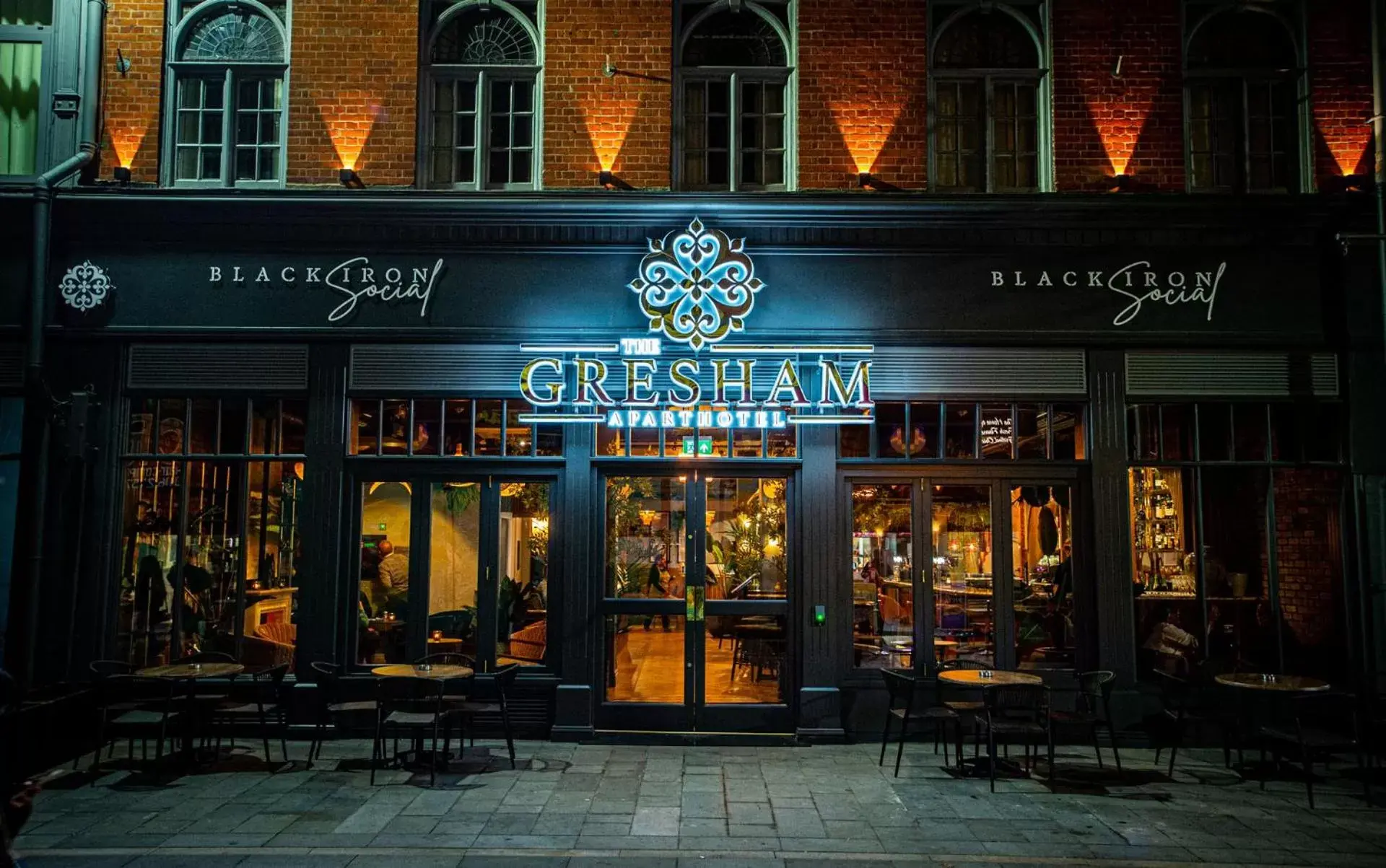 Facade/entrance in The Gresham Aparthotel