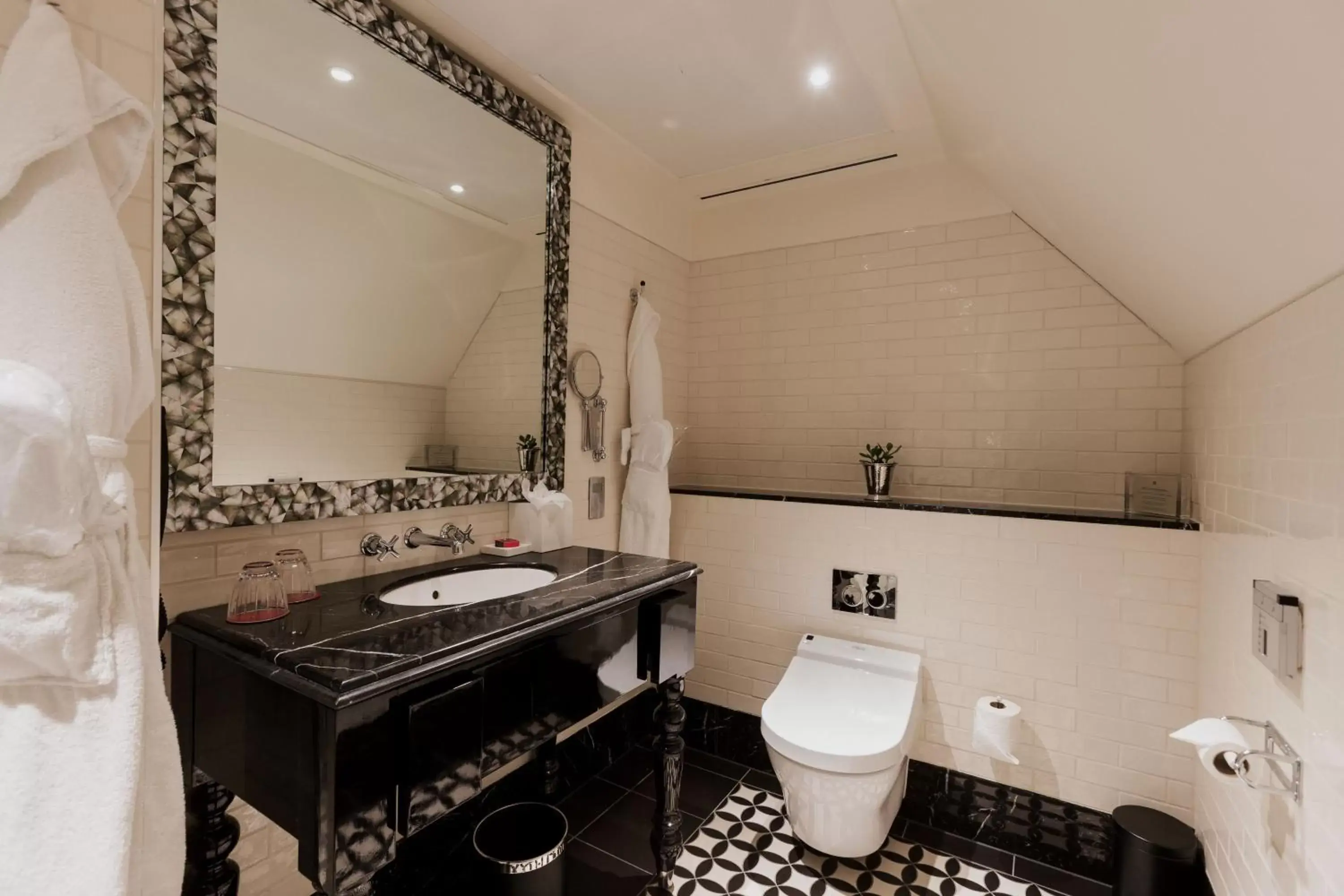 Toilet, Bathroom in The LaLit London