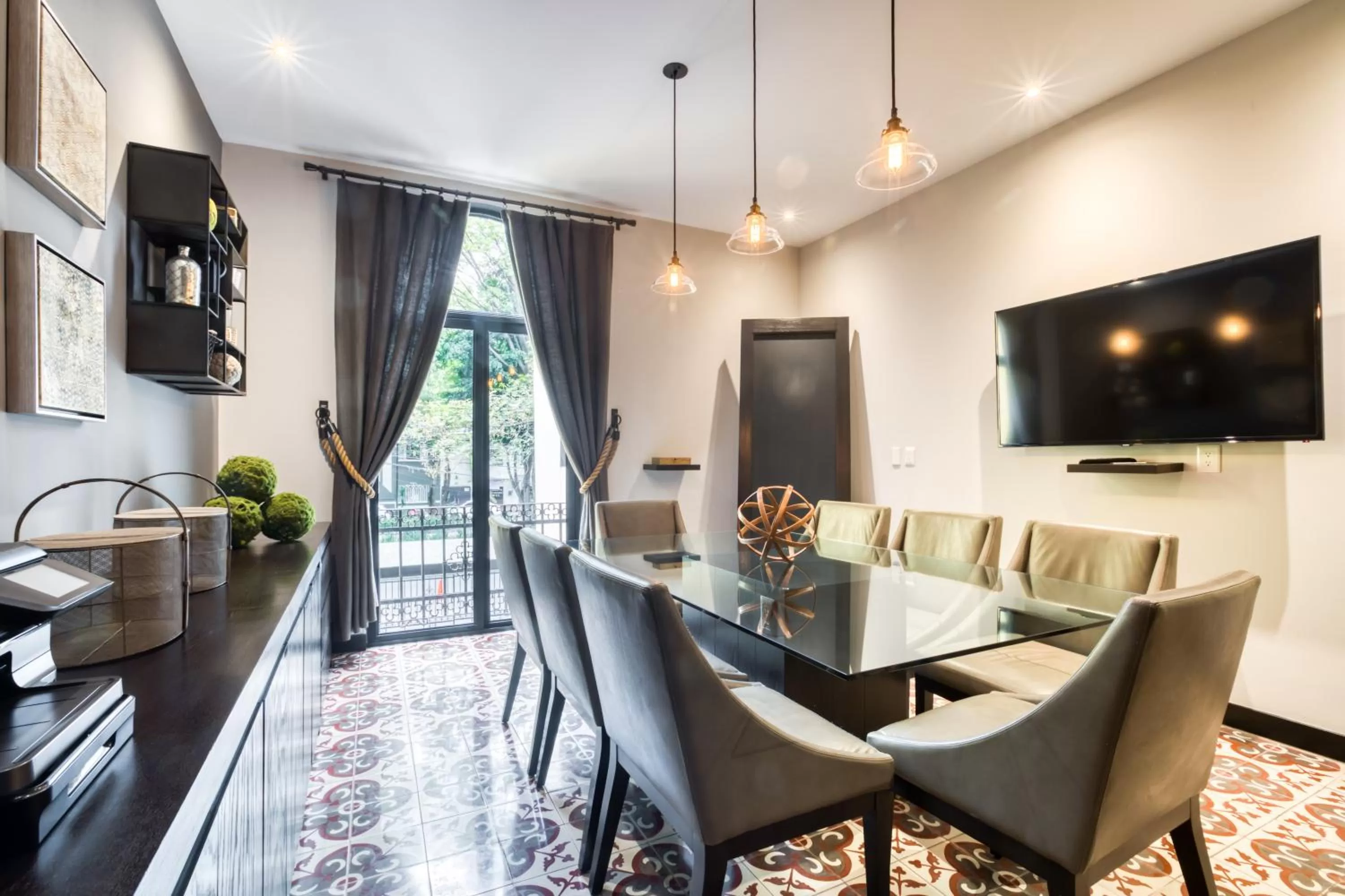 Business facilities in AR 218 Hotel by ULIV