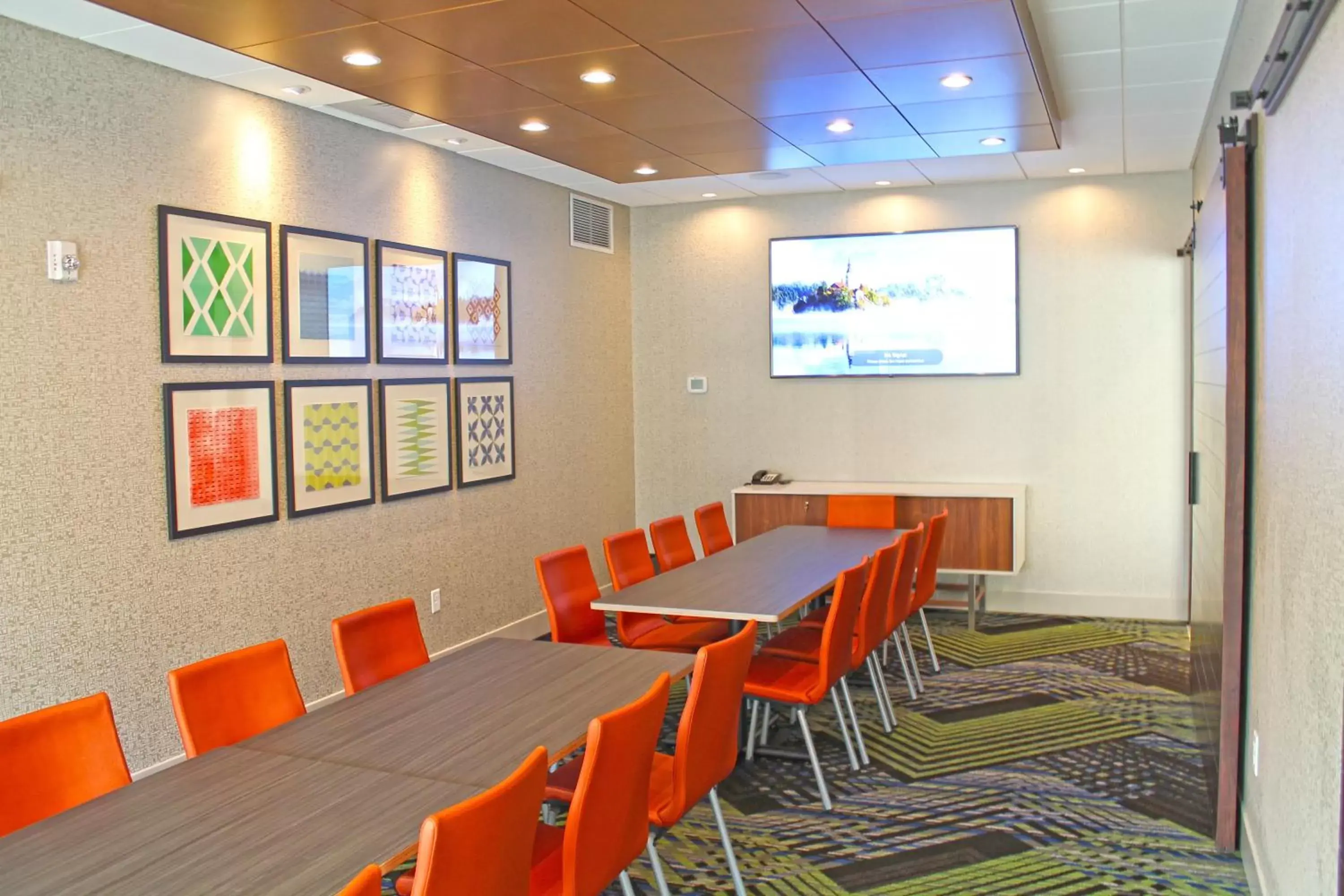 Meeting/conference room in Holiday Inn Express & Suites - St. Louis South - I-55, an IHG Hotel