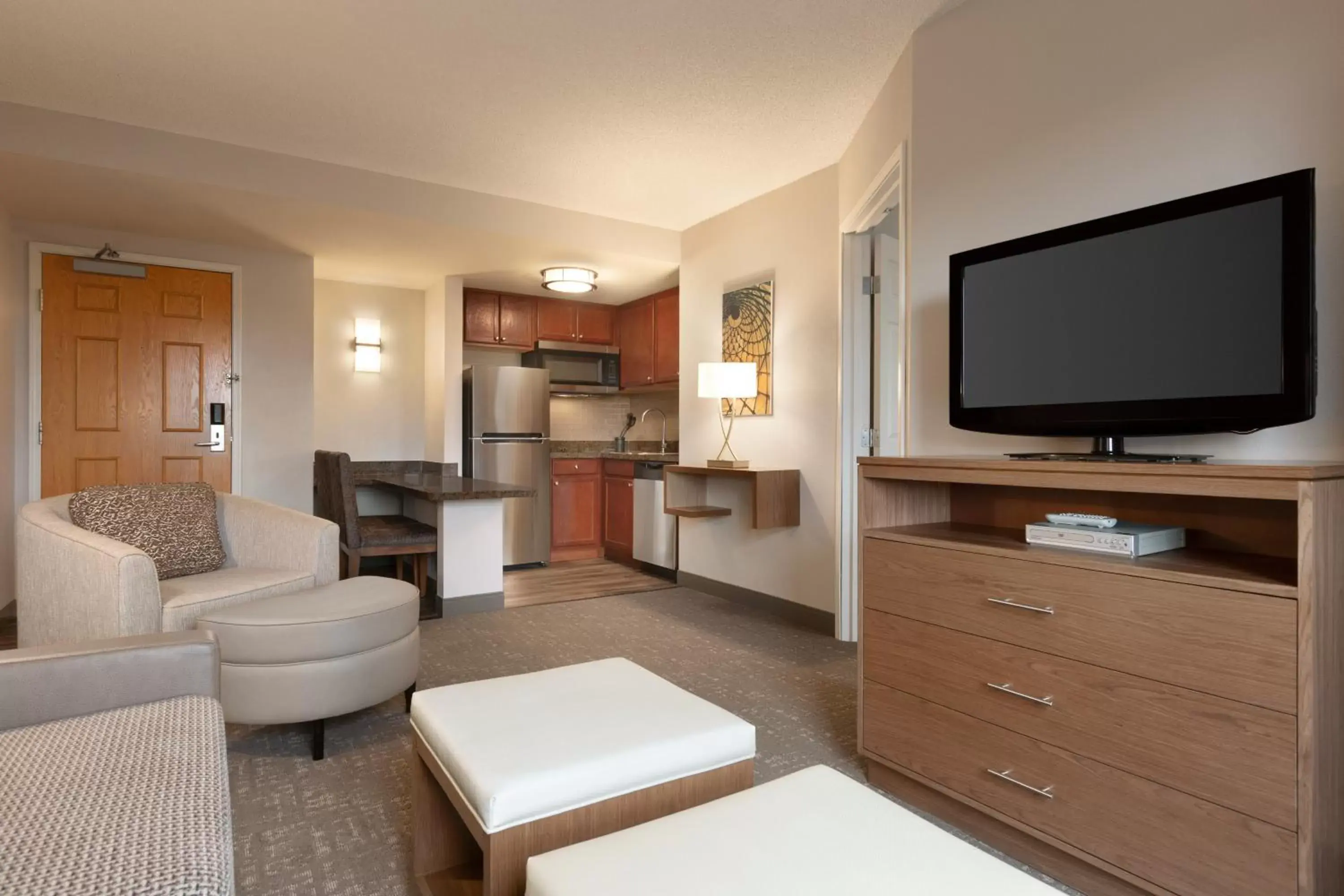Photo of the whole room, TV/Entertainment Center in Staybridge Suites Tampa East- Brandon, an IHG Hotel