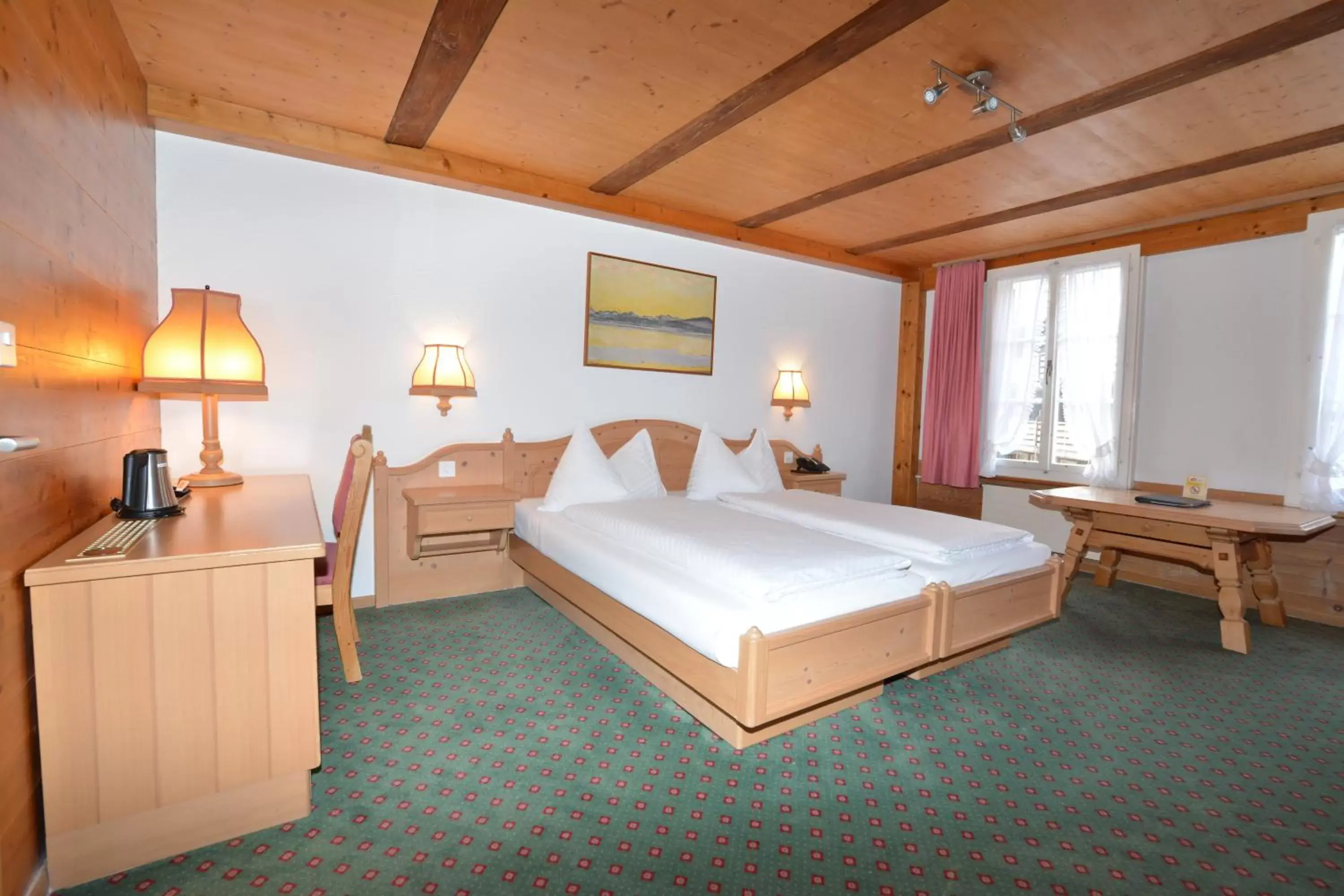 Standard Twin Room in Hotel Chalet Swiss
