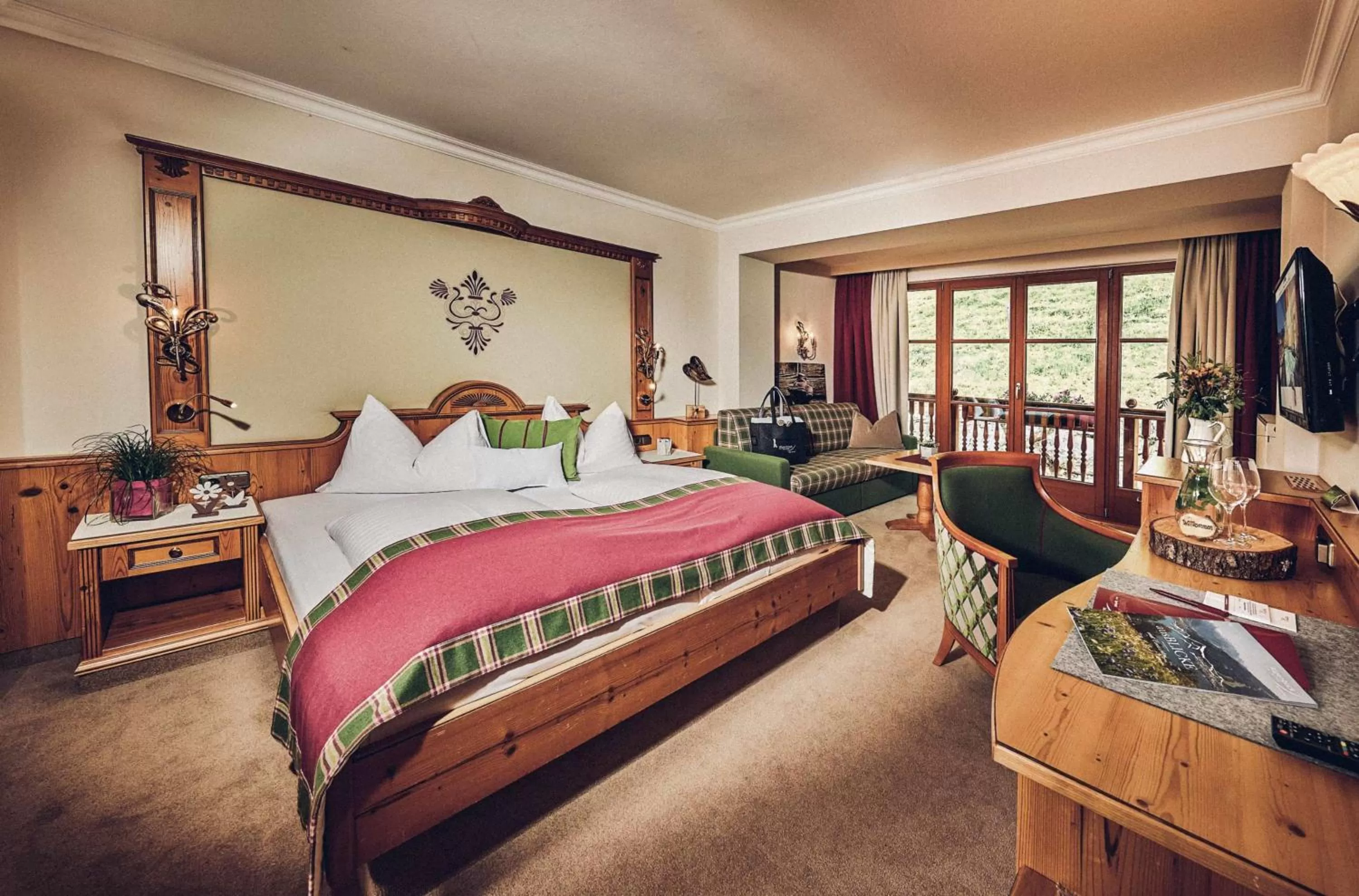 Photo of the whole room, Bed in Superior Sport und Familienresort Alpenblick