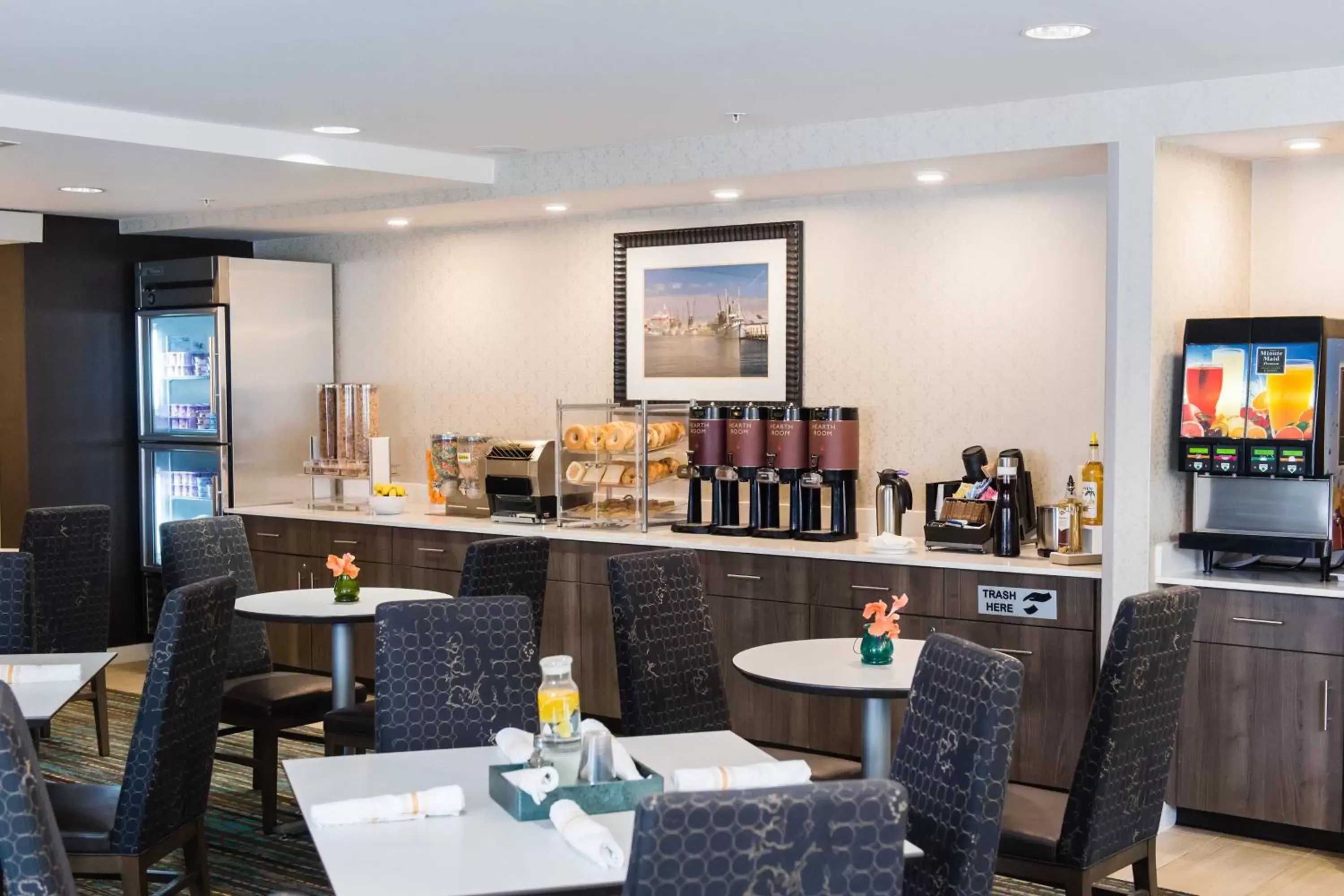 Breakfast, Restaurant/Places to Eat in Residence Inn by Marriott Amelia Island