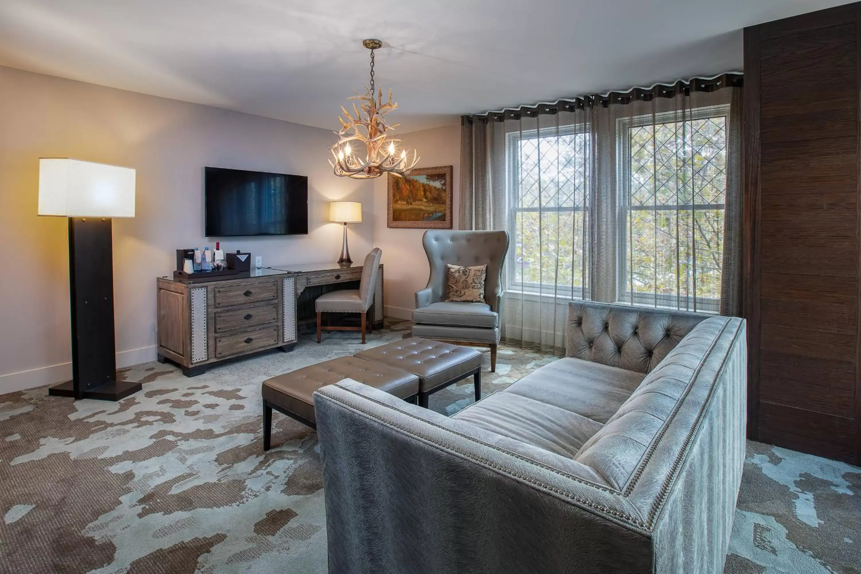 Photo of the whole room, Seating Area in Grand Bohemian Hotel Asheville, Autograph Collection