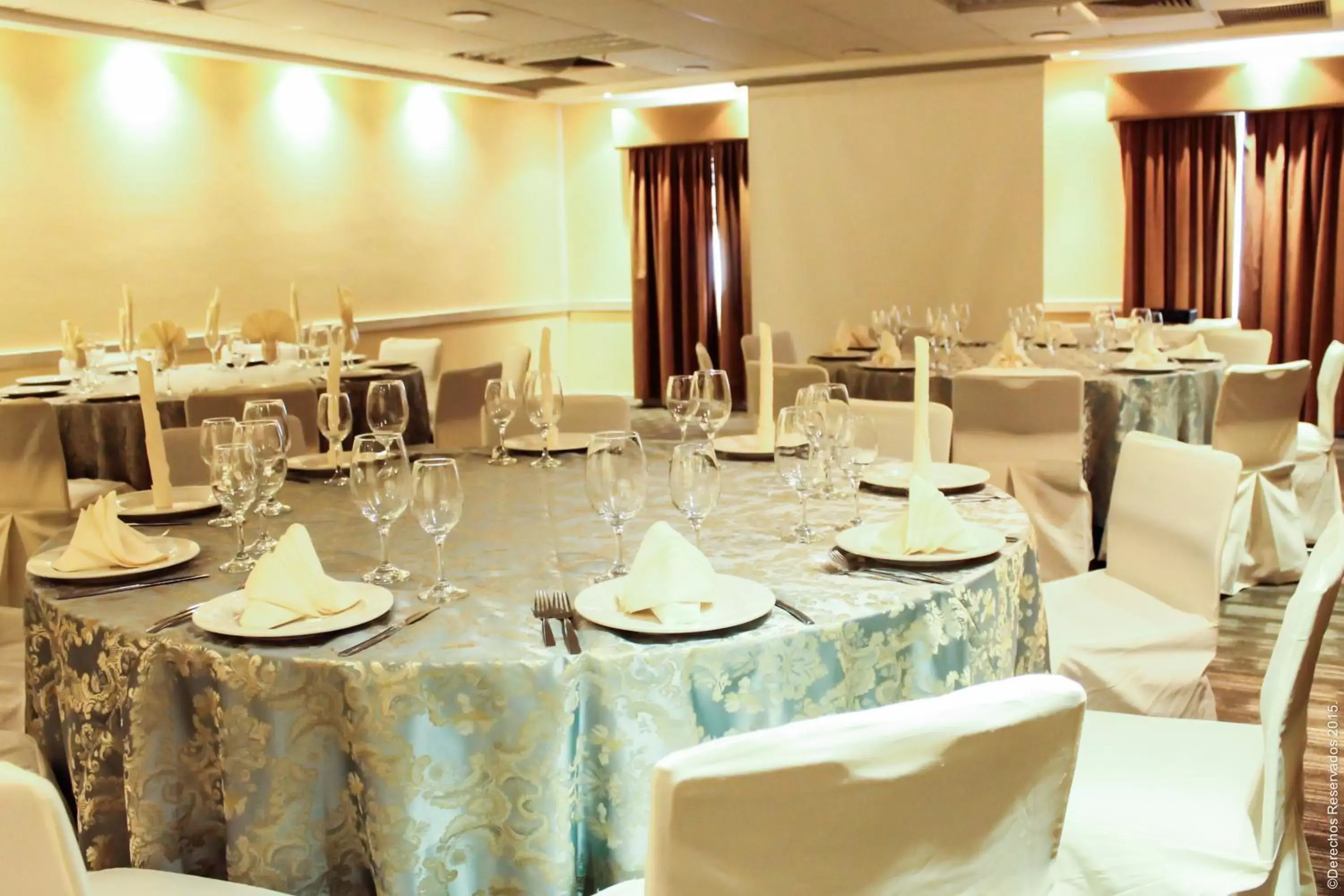 Banquet/Function facilities, Restaurant/Places to Eat in Holiday Inn Leon-Convention Center, an IHG Hotel